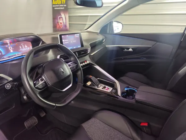 Peugeot 3008 PureTech 130 Stop & Start GPF EAT8 Allure 7