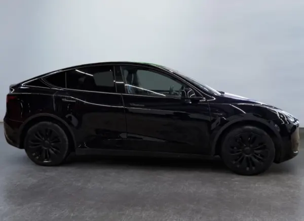Tesla Model Y Tração Traseira 4