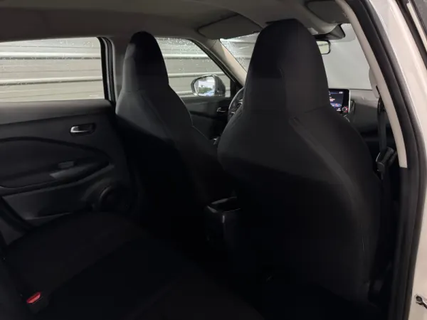 Nissan Juke 1.0 DIG-T N-Connecta NAV. 28