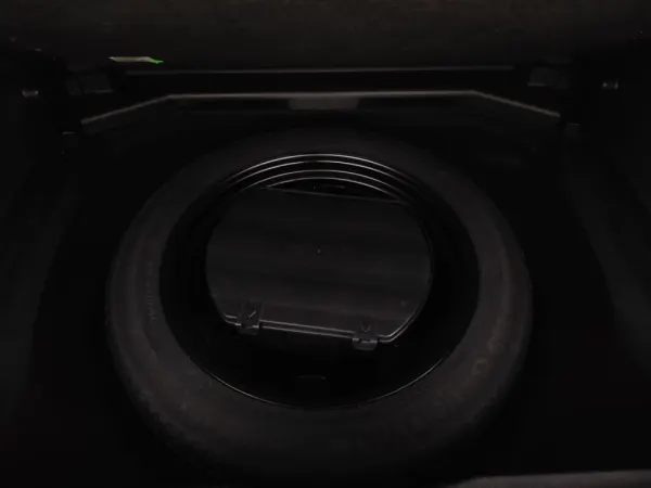 Peugeot 3008 PureTech 130 Stop & Start GPF EAT8 Allure 13