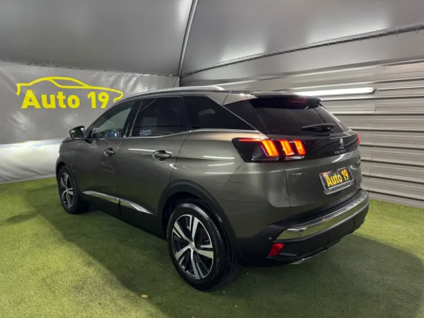 Peugeot 3008 1.2 PureTech GT 6