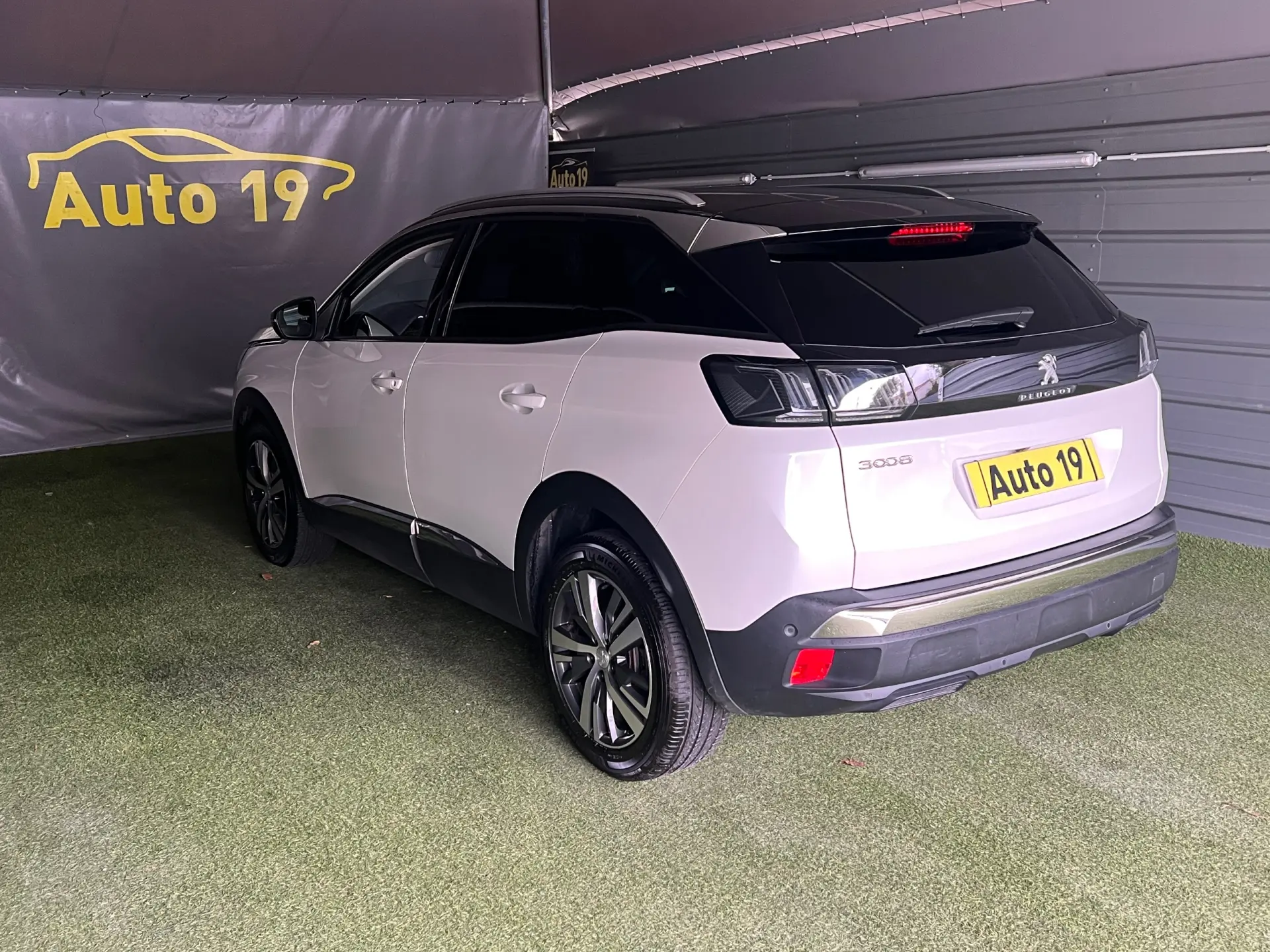 Peugeot 3008 1.2 PureTech Allure Pack EAT8 7