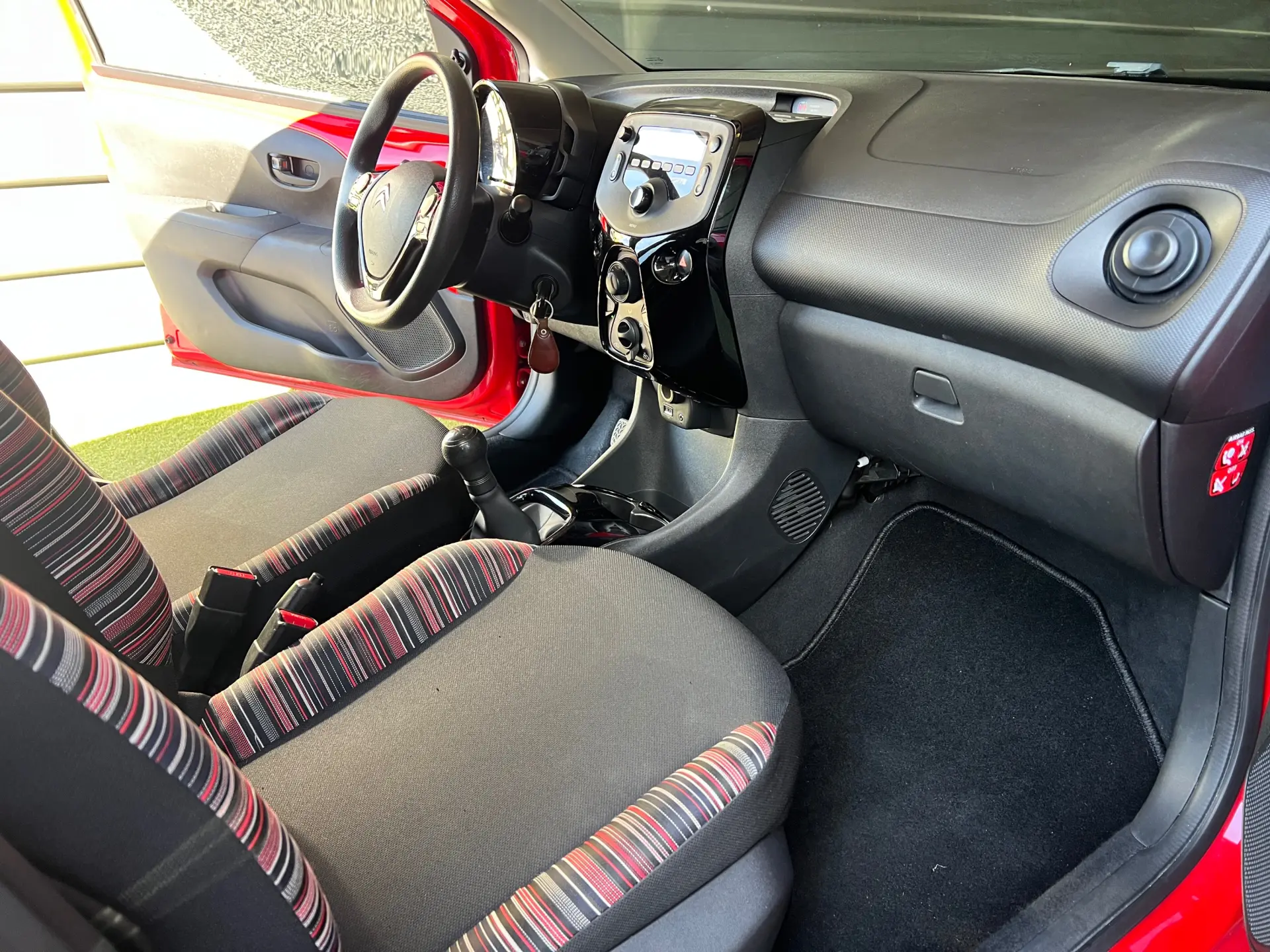 Citroen C1 1.0 VTi Feel 9
