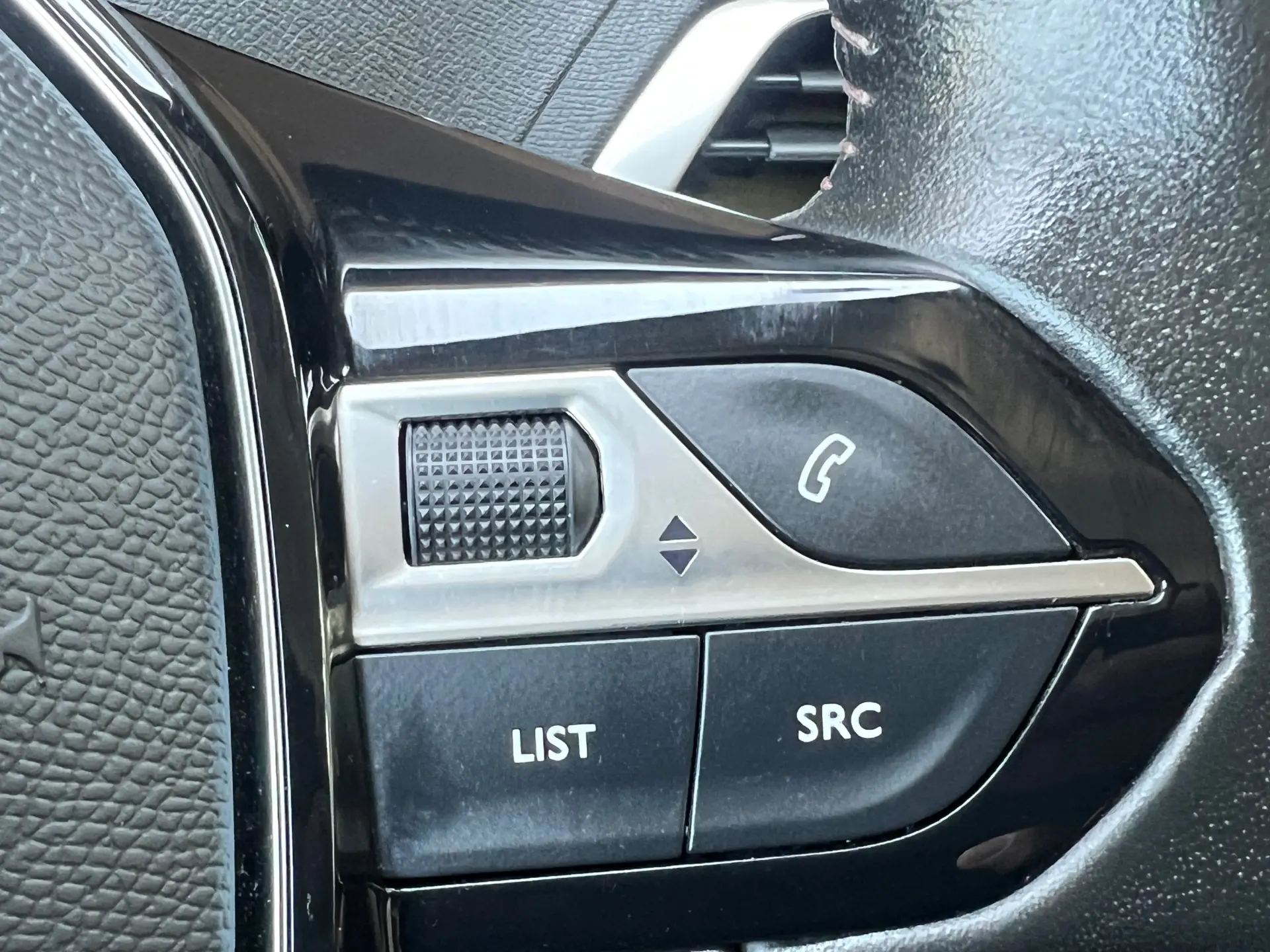 Peugeot 3008 1.5 BlueHDi Active Pack 17