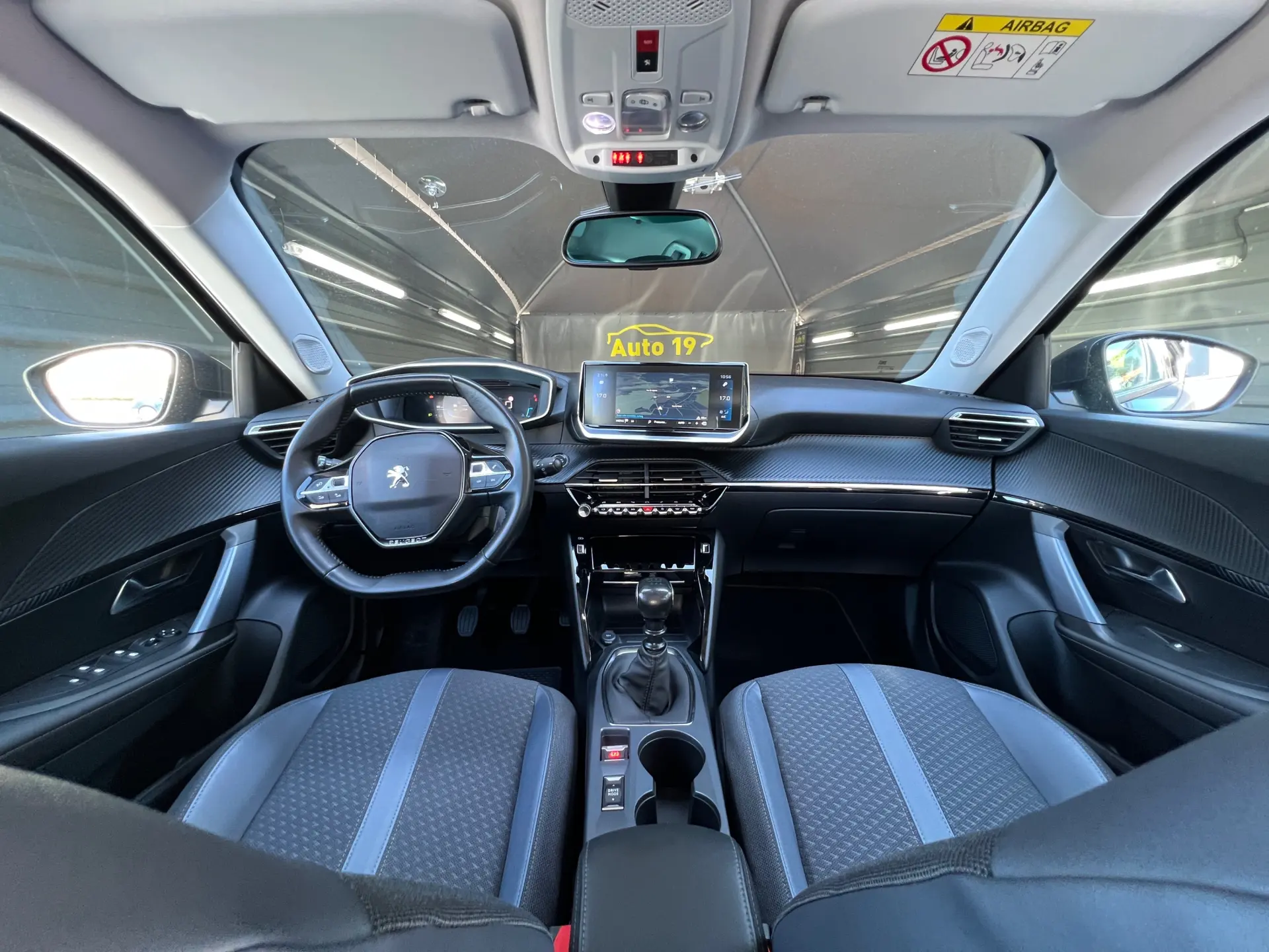 Peugeot 2008 PureTech 100 Stop&Start Allure Pack 8