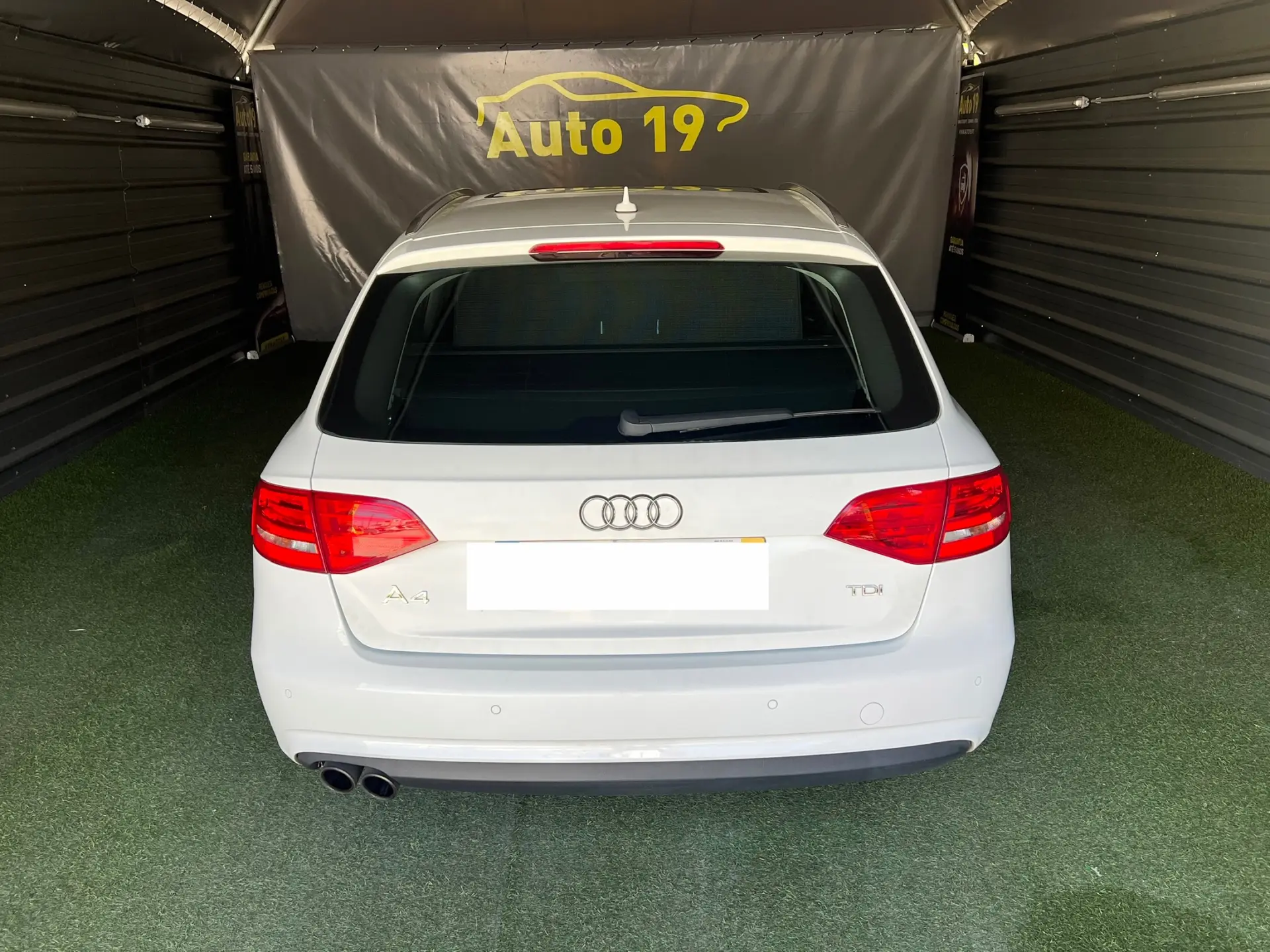 Audi A4 Avant 2.0 TDI Business Line Advance 7