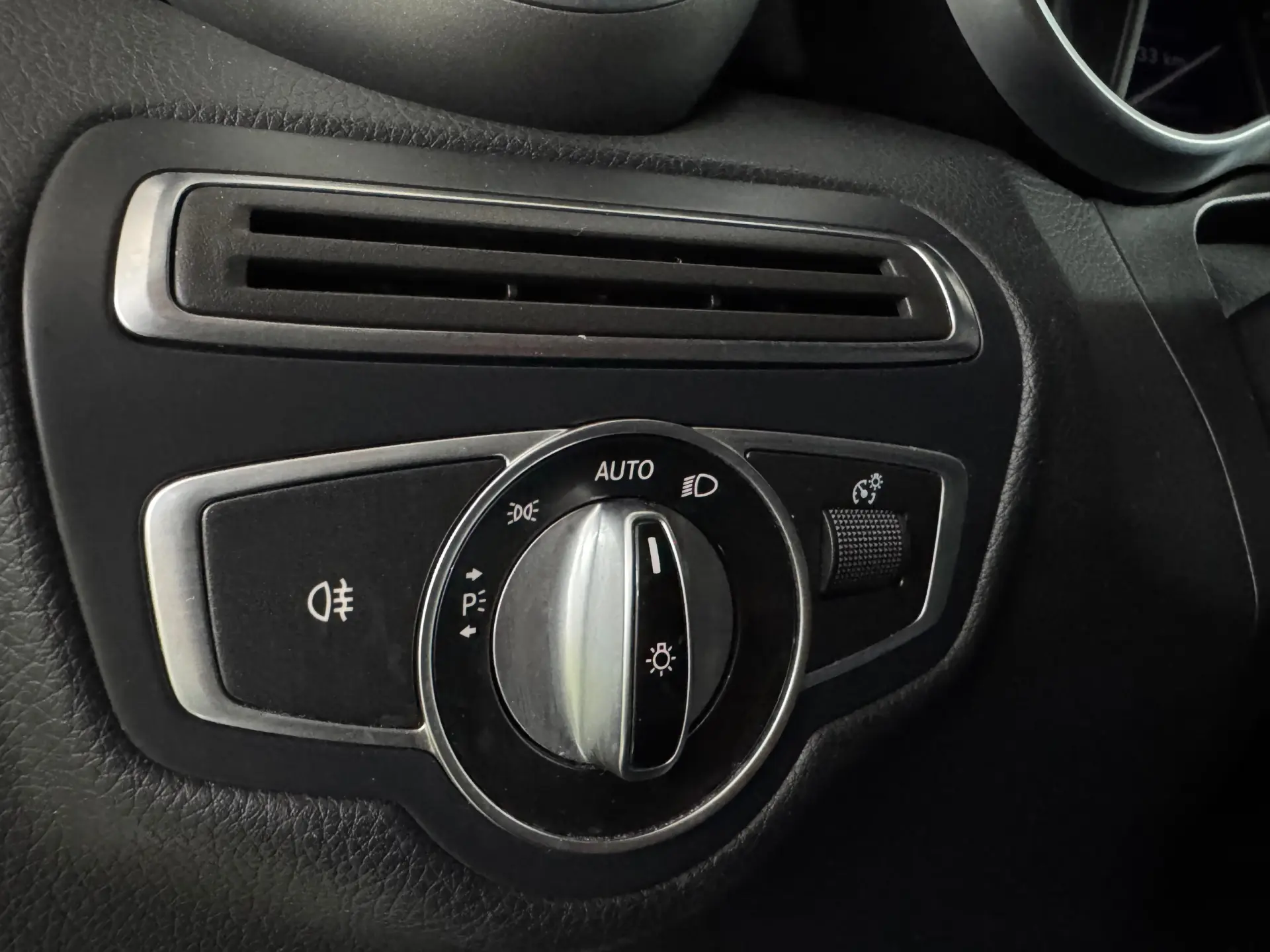 Mercedes-Benz GLC 220 d 4Matic 21