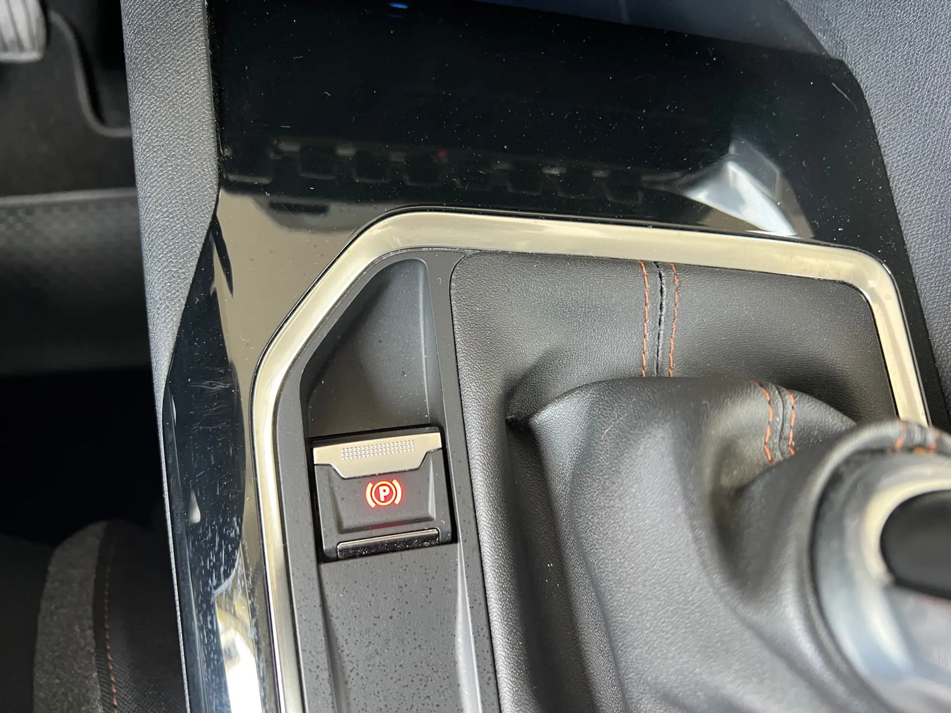 Peugeot 3008 1.5 BlueHDi Active Pack 16