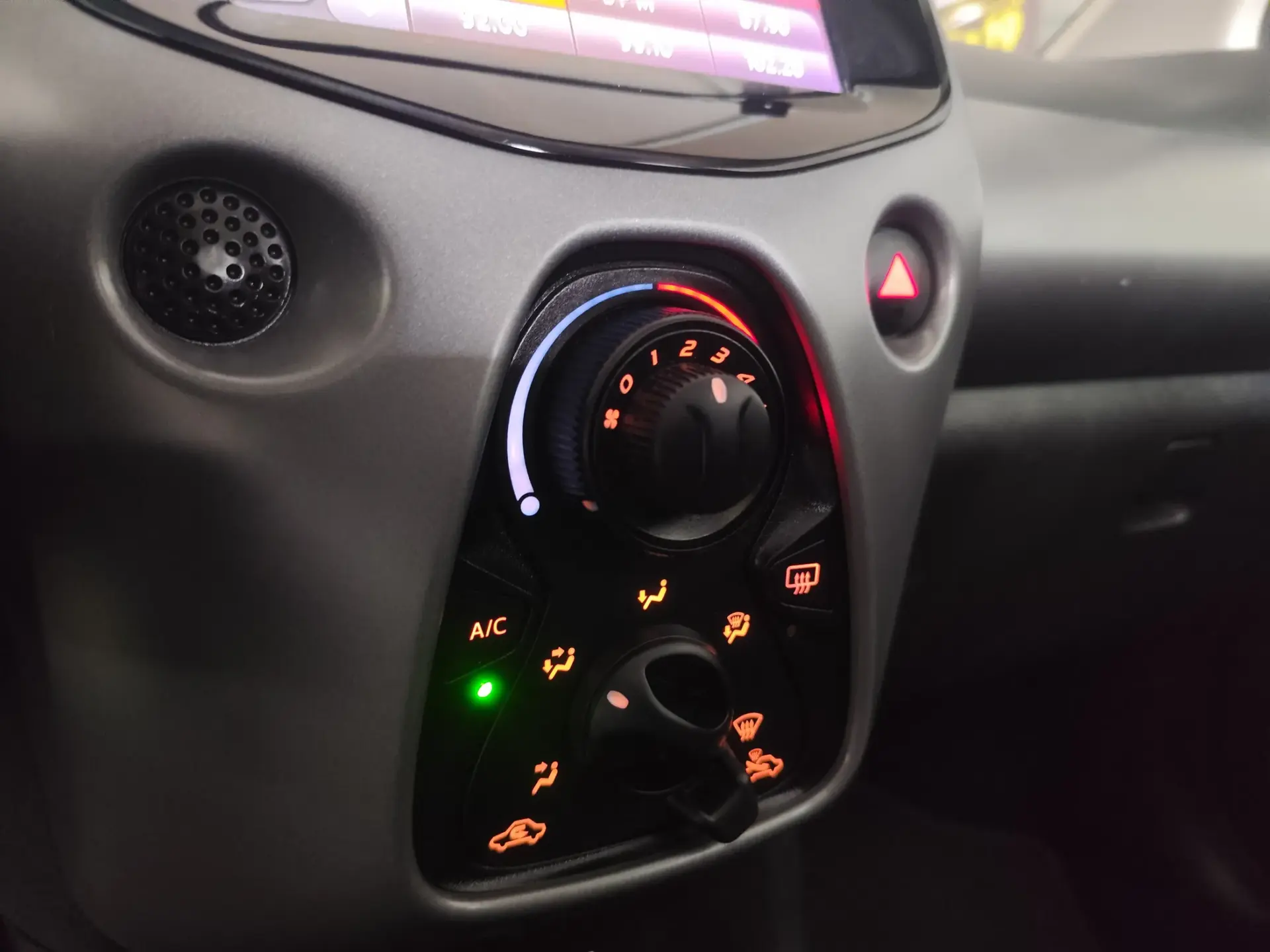 Toyota Aygo 1.0 X-Play+X-Touch 14