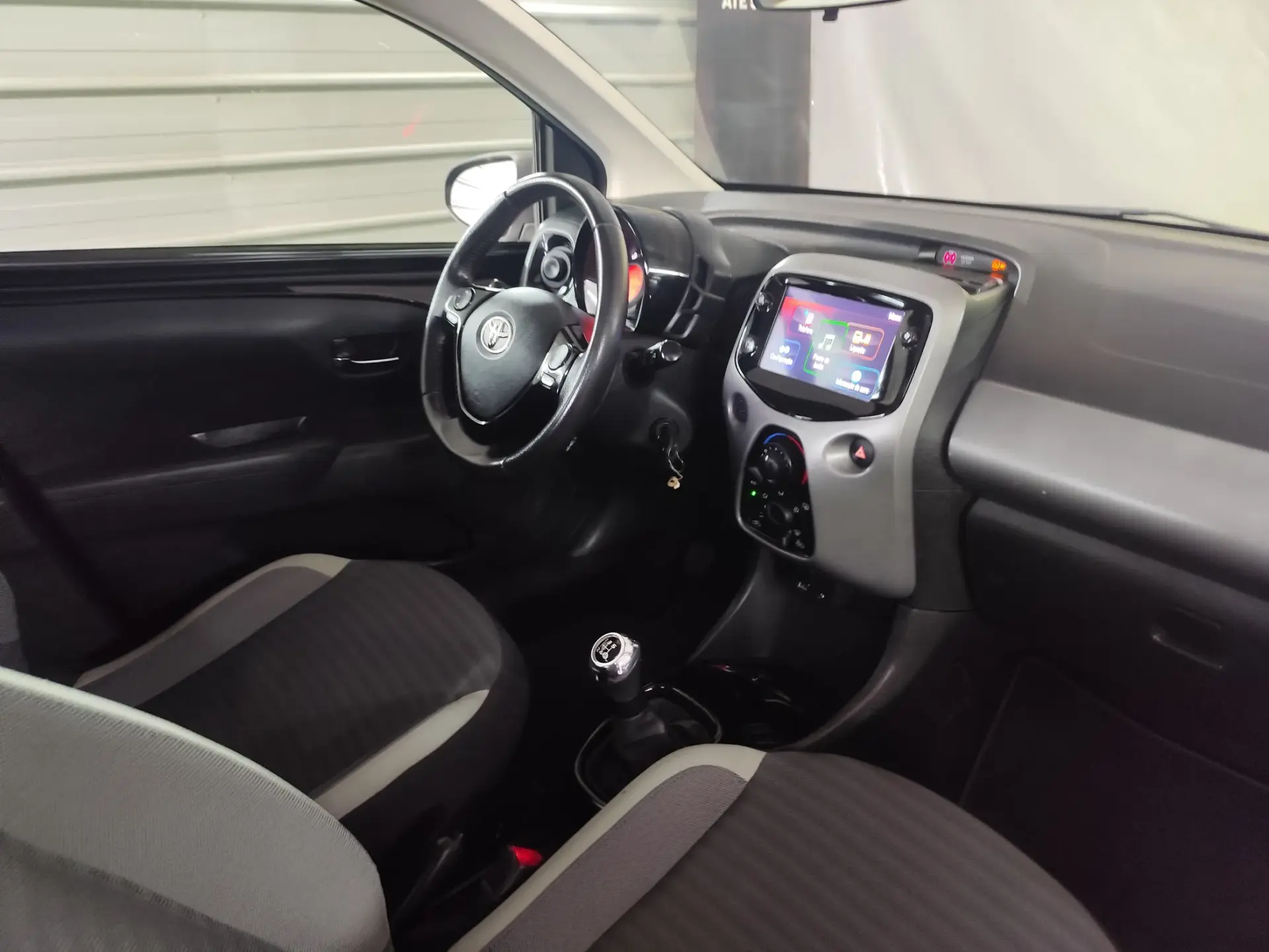 Toyota Aygo 1.0 X-Play+X-Touch 18