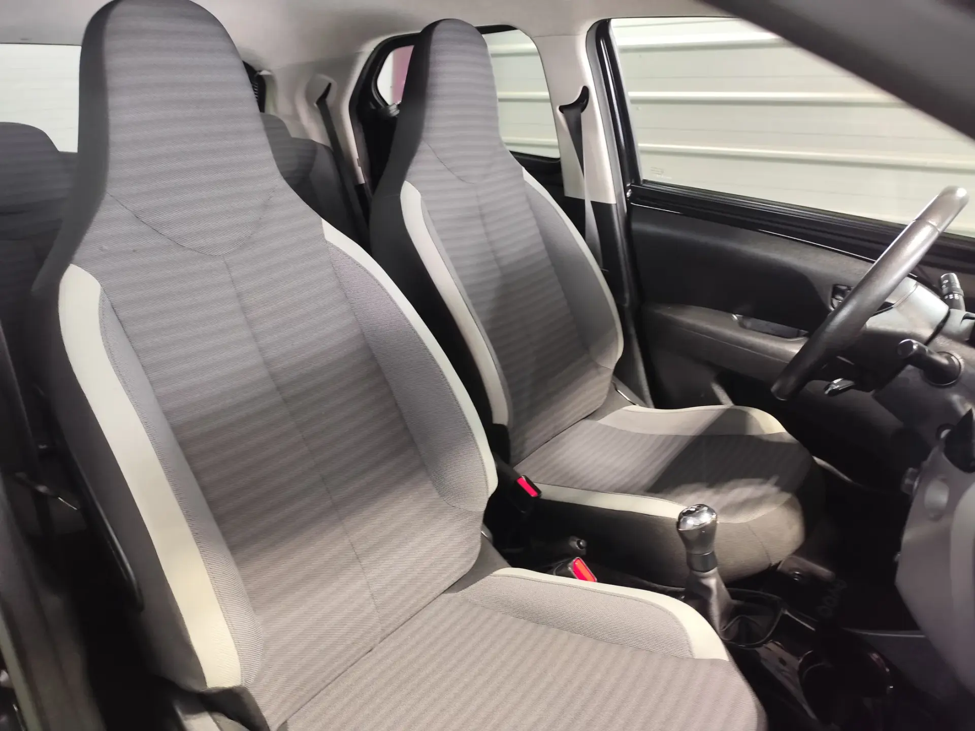 Toyota Aygo 1.0 X-Play+X-Touch 19