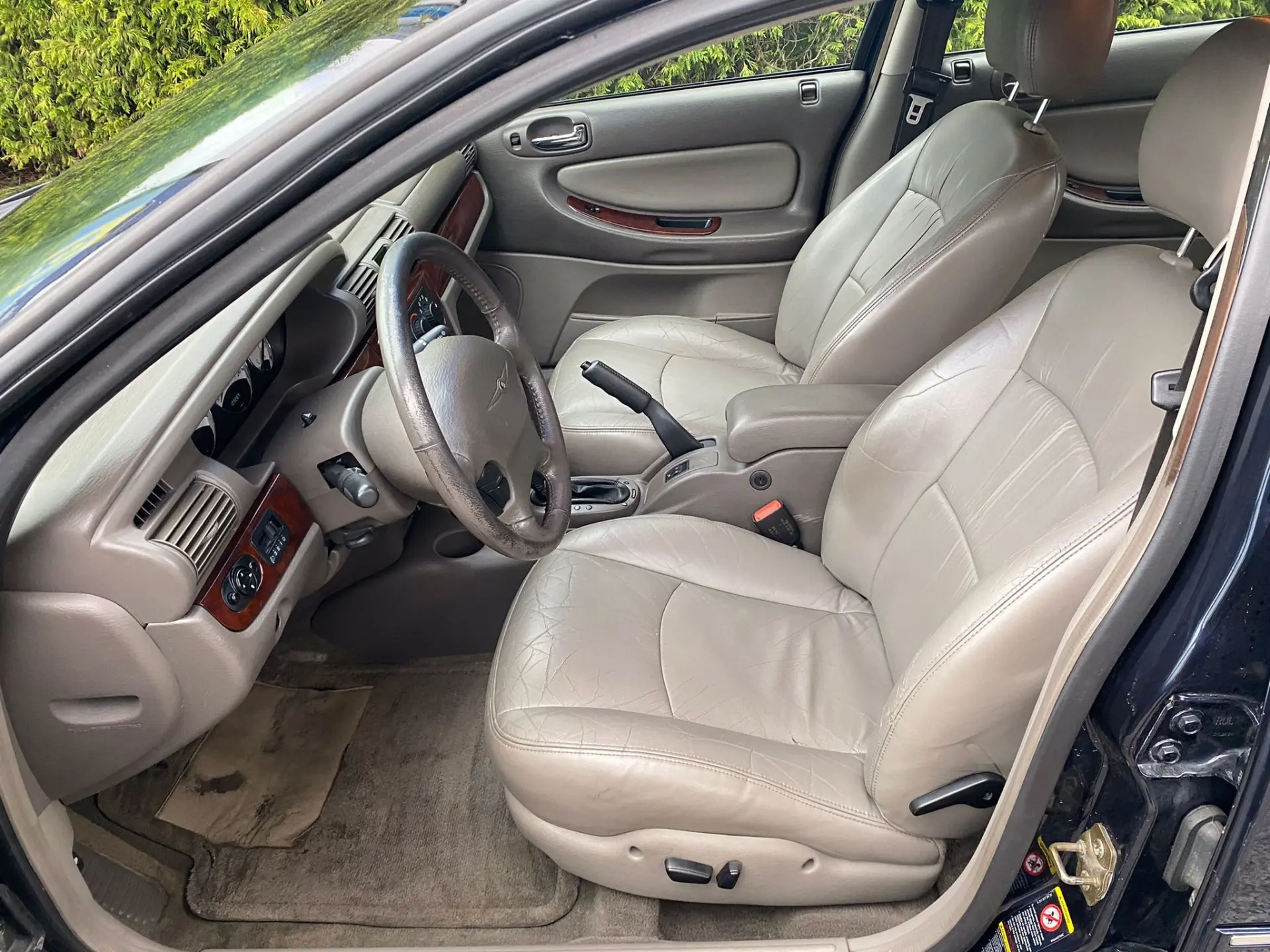 Chrysler Sebring 2.0 LX Automatic 13