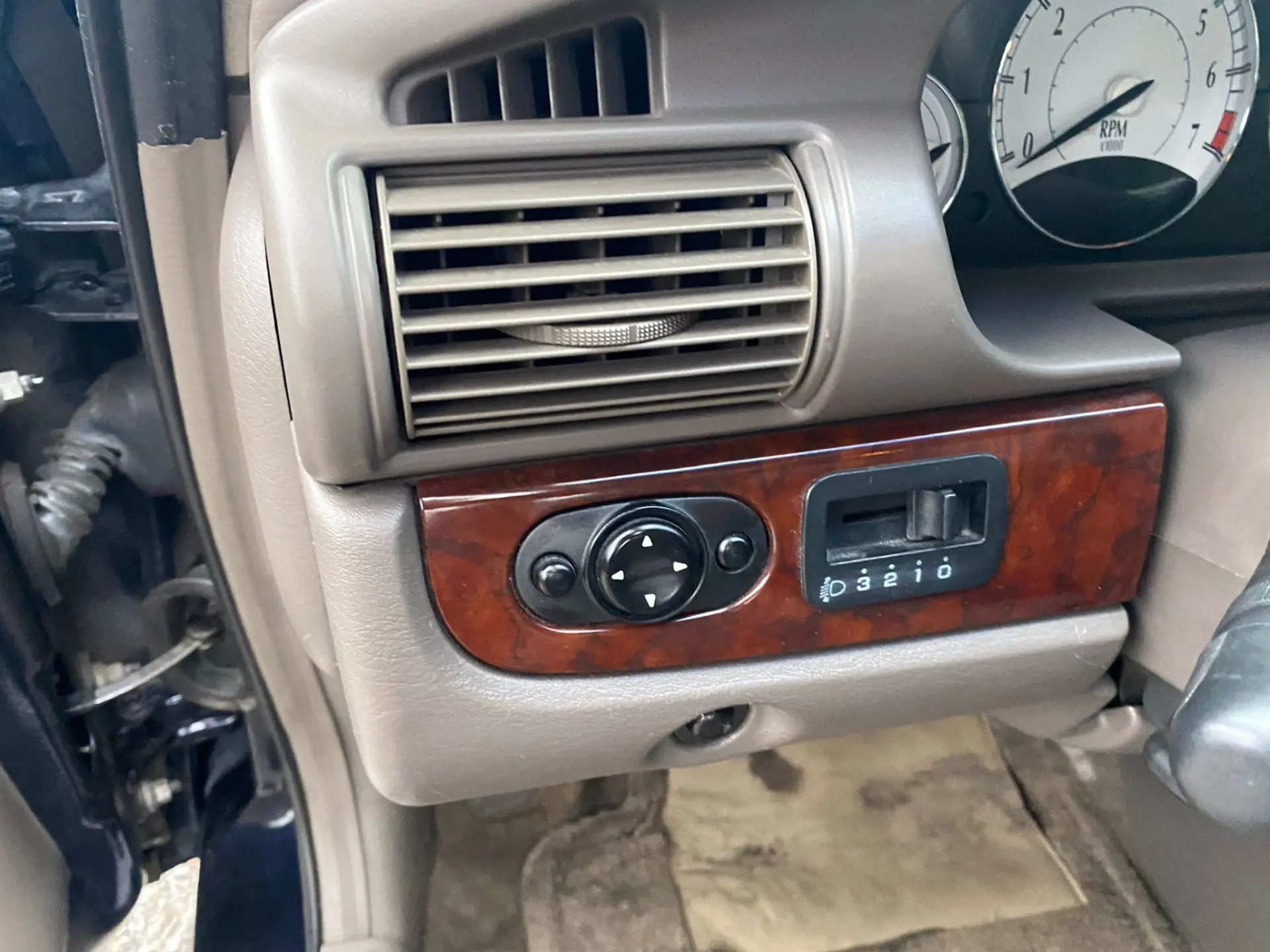 Chrysler Sebring 2.0 LX Automatic 18