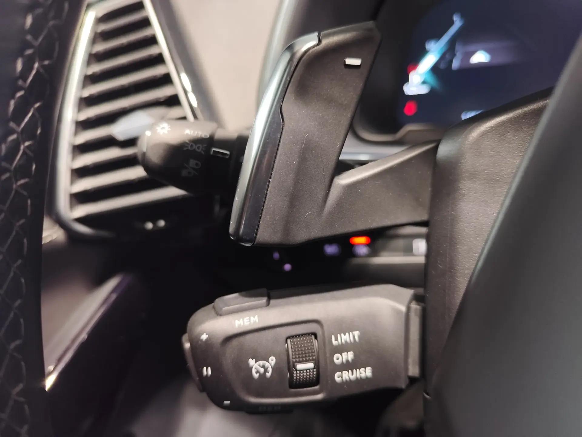 DS DS7 Crossback E-Tense Rivoli EAT8 9