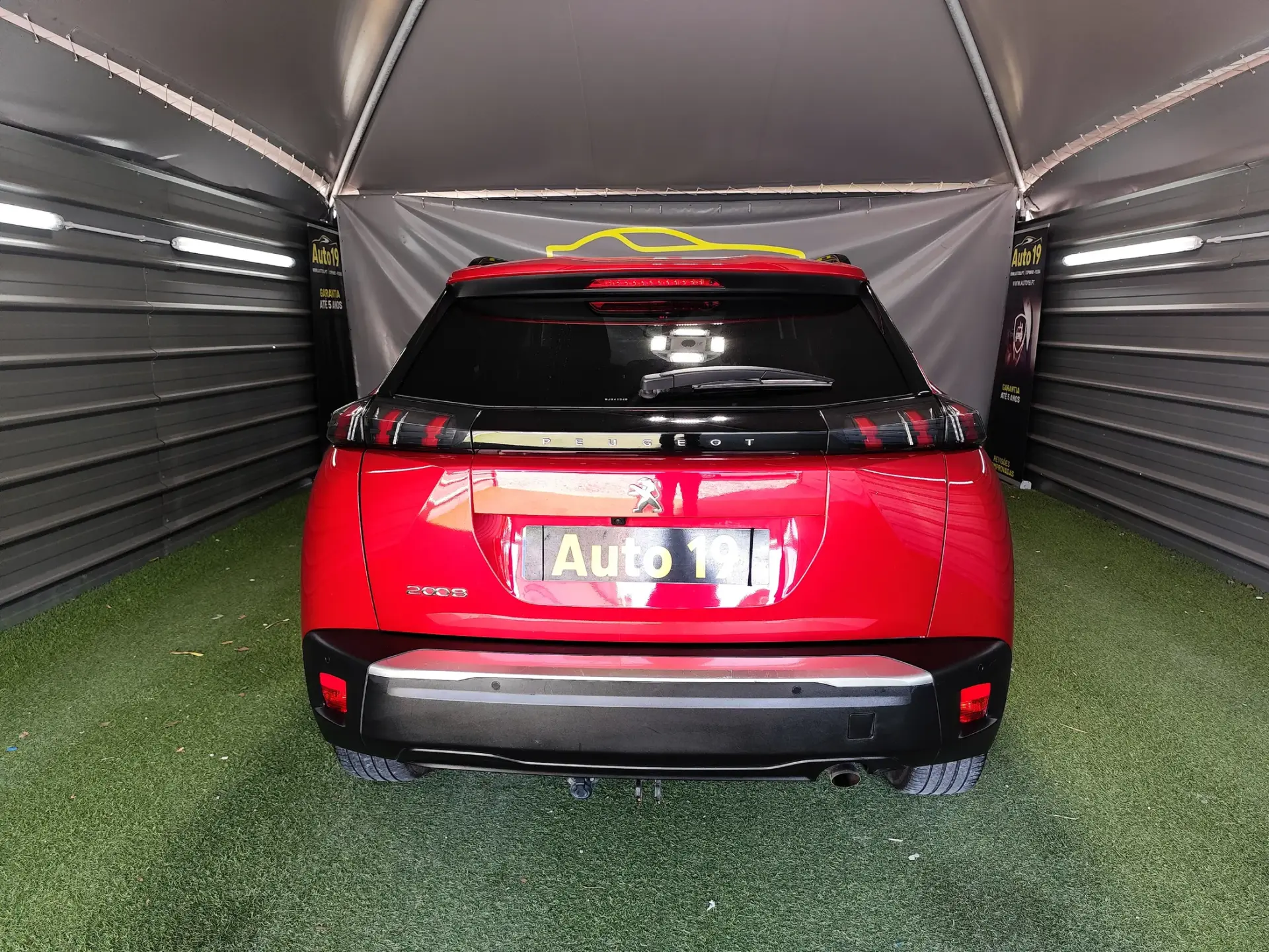 Peugeot 2008 PureTech 100 Allure 5