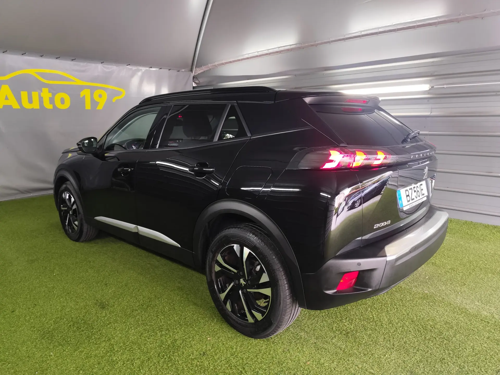 Peugeot 2008 PureTech 100 Stop&Start Allure Pack 4