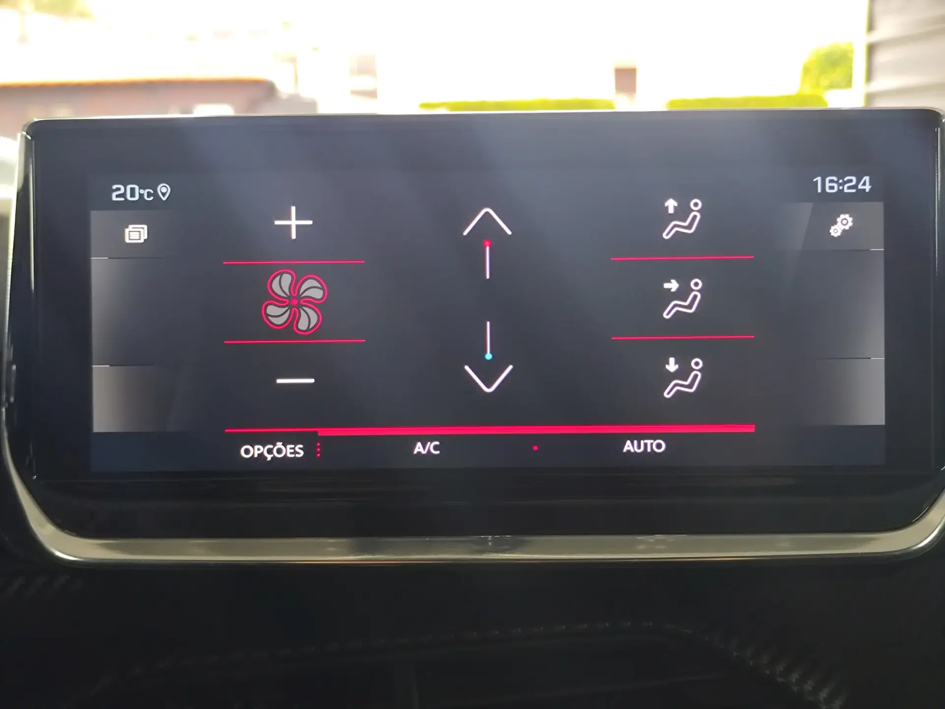 Peugeot 2008 PureTech 100 Stop&Start Allure Pack 16