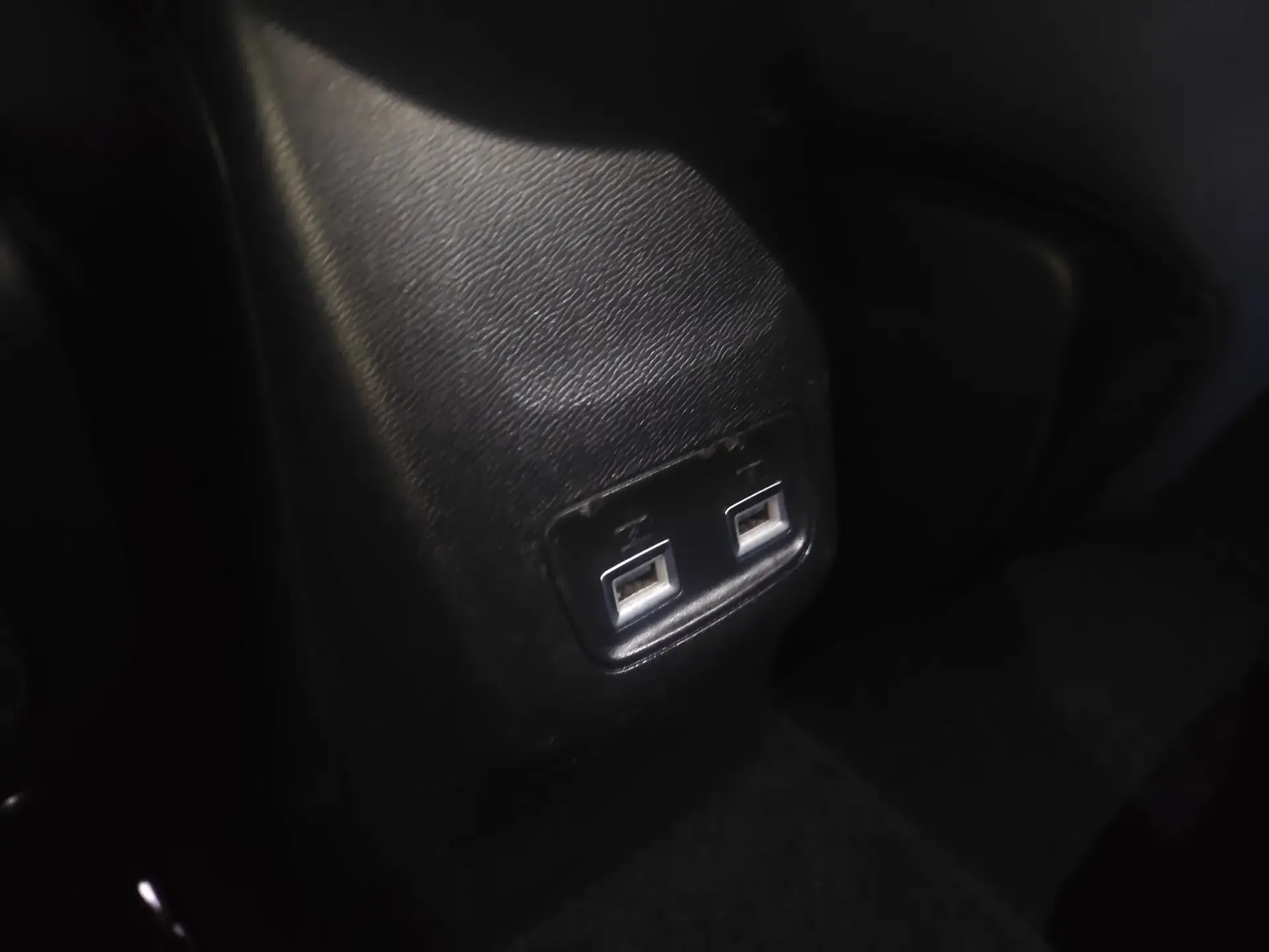 Peugeot 2008 PureTech 100 Stop&Start Allure Pack 30