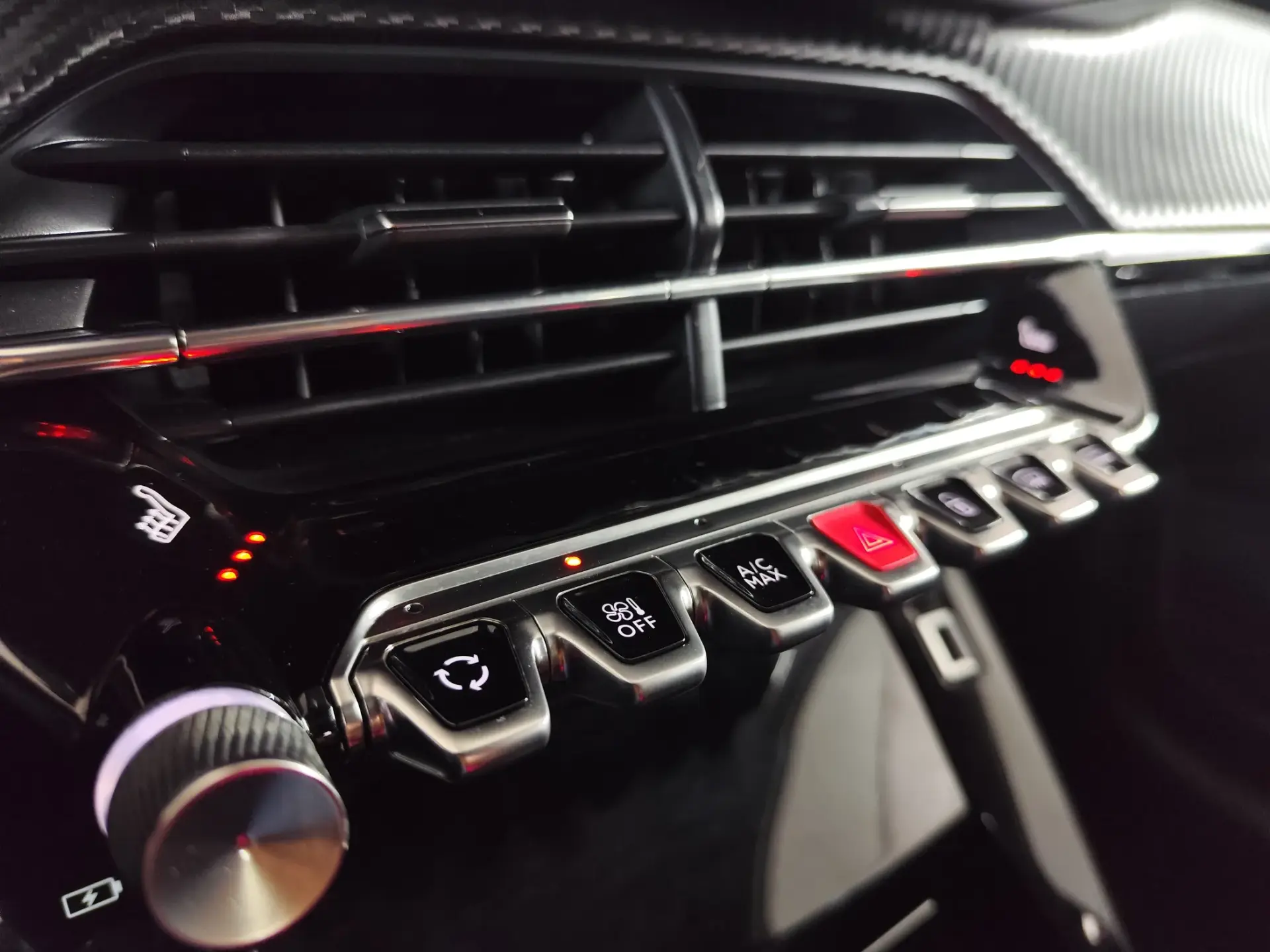 Peugeot 208 1.2 PureTech Allure 21