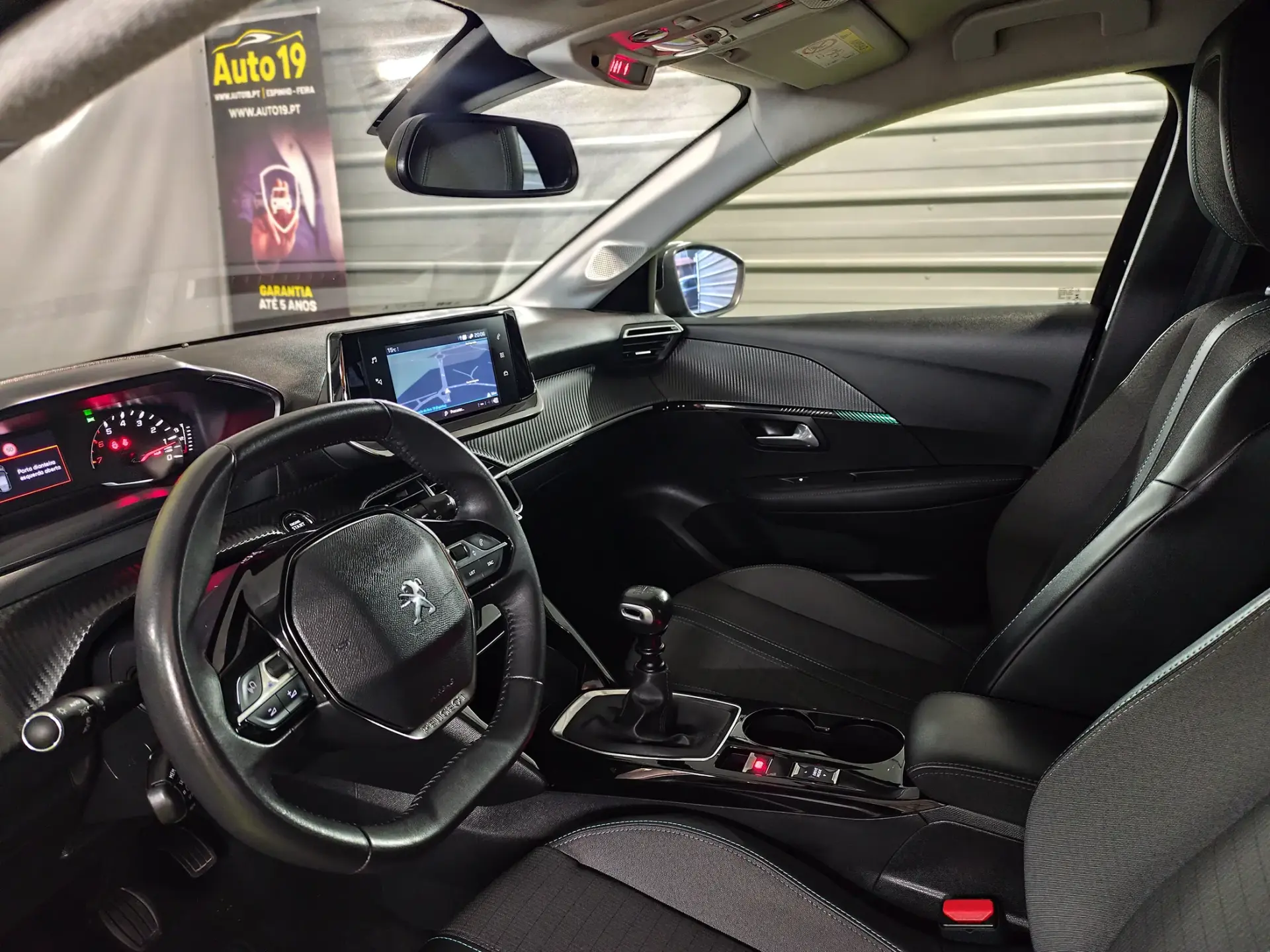 Peugeot 208 1.2 PureTech Allure 22