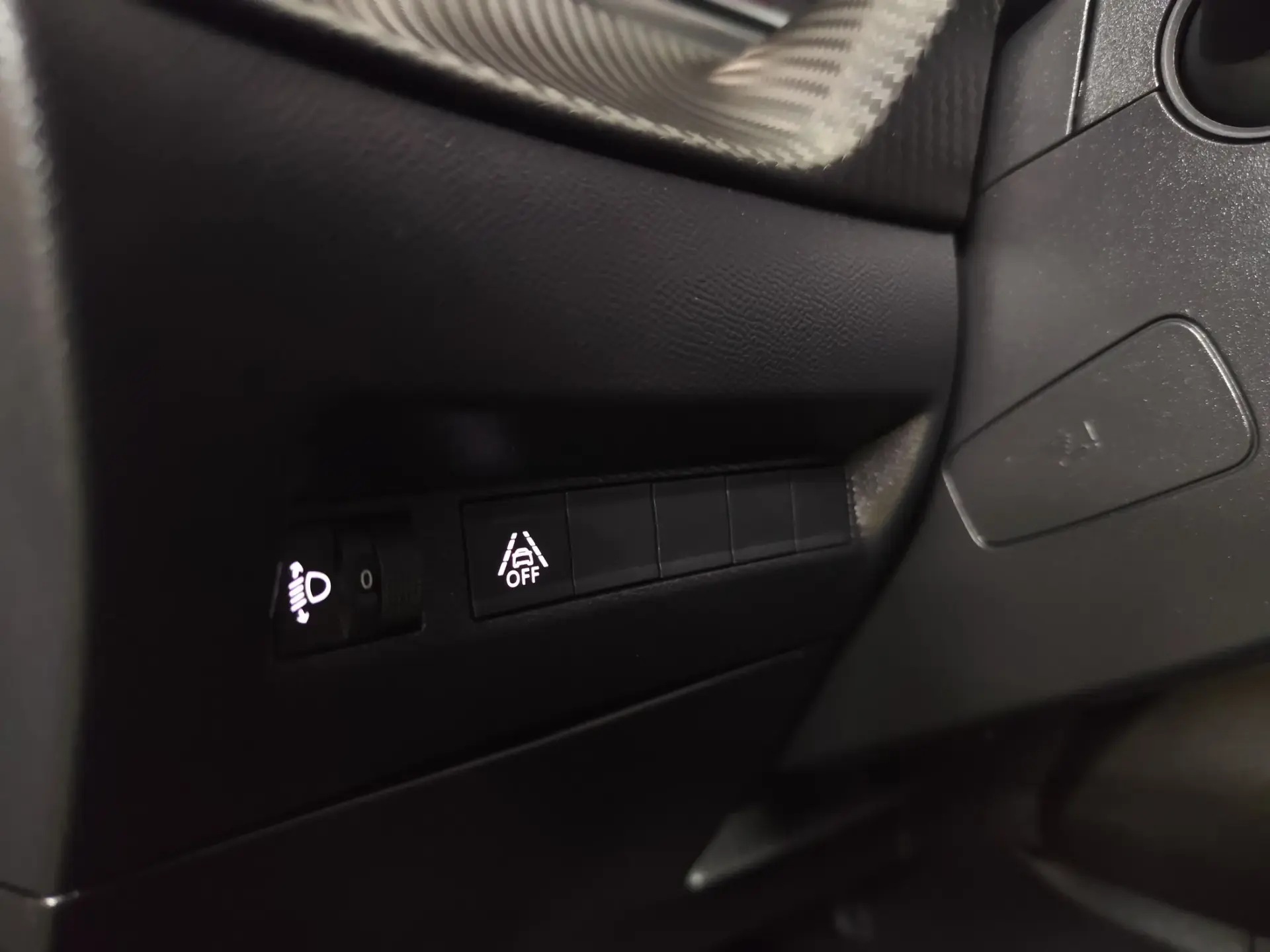 Peugeot 208 1.2 PureTech Allure 26