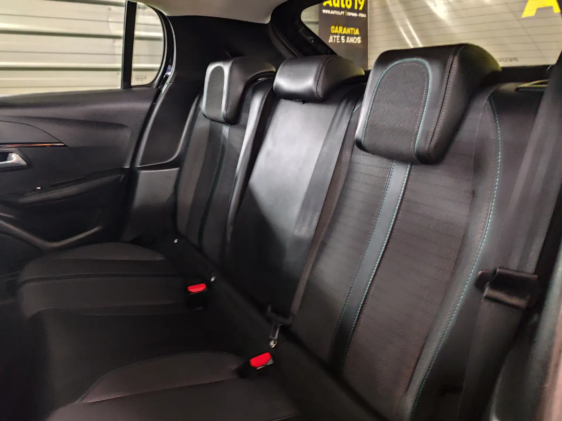 Peugeot 208 1.2 PureTech Allure 29