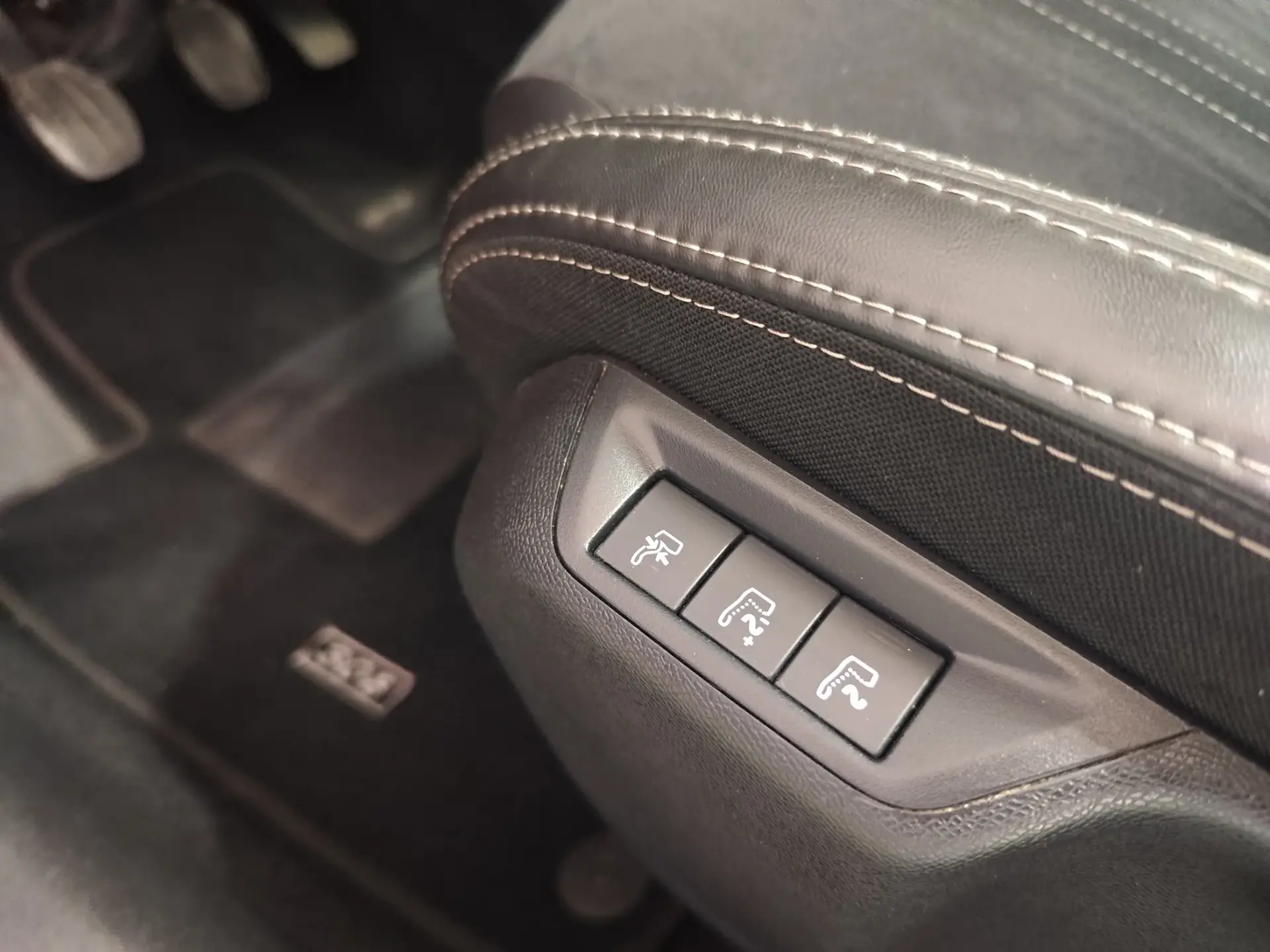 Peugeot 308 SW e-HDi FAP 115 Stop&Start Allure 25