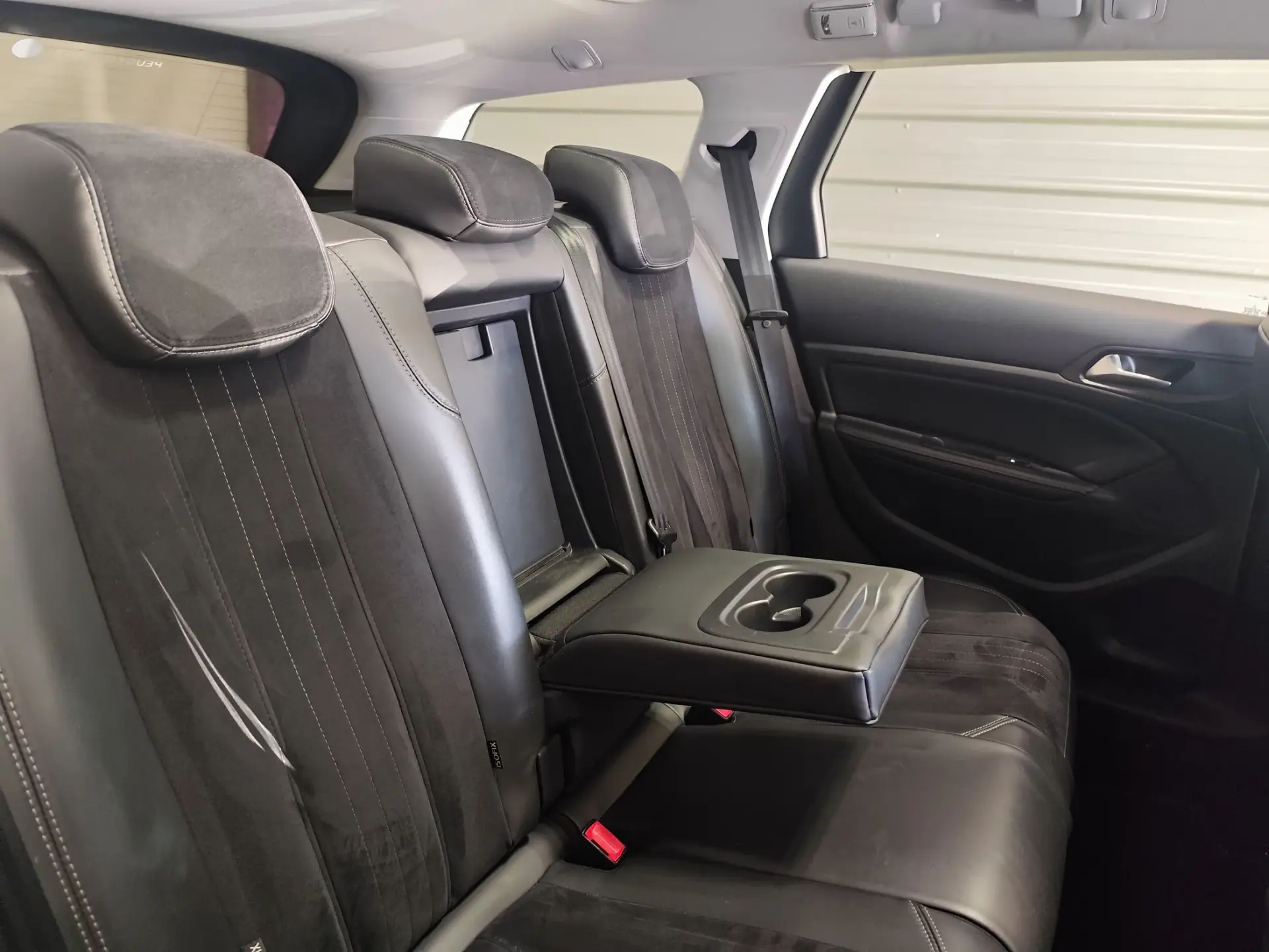 Peugeot 308 SW e-HDi FAP 115 Stop&Start Allure 29