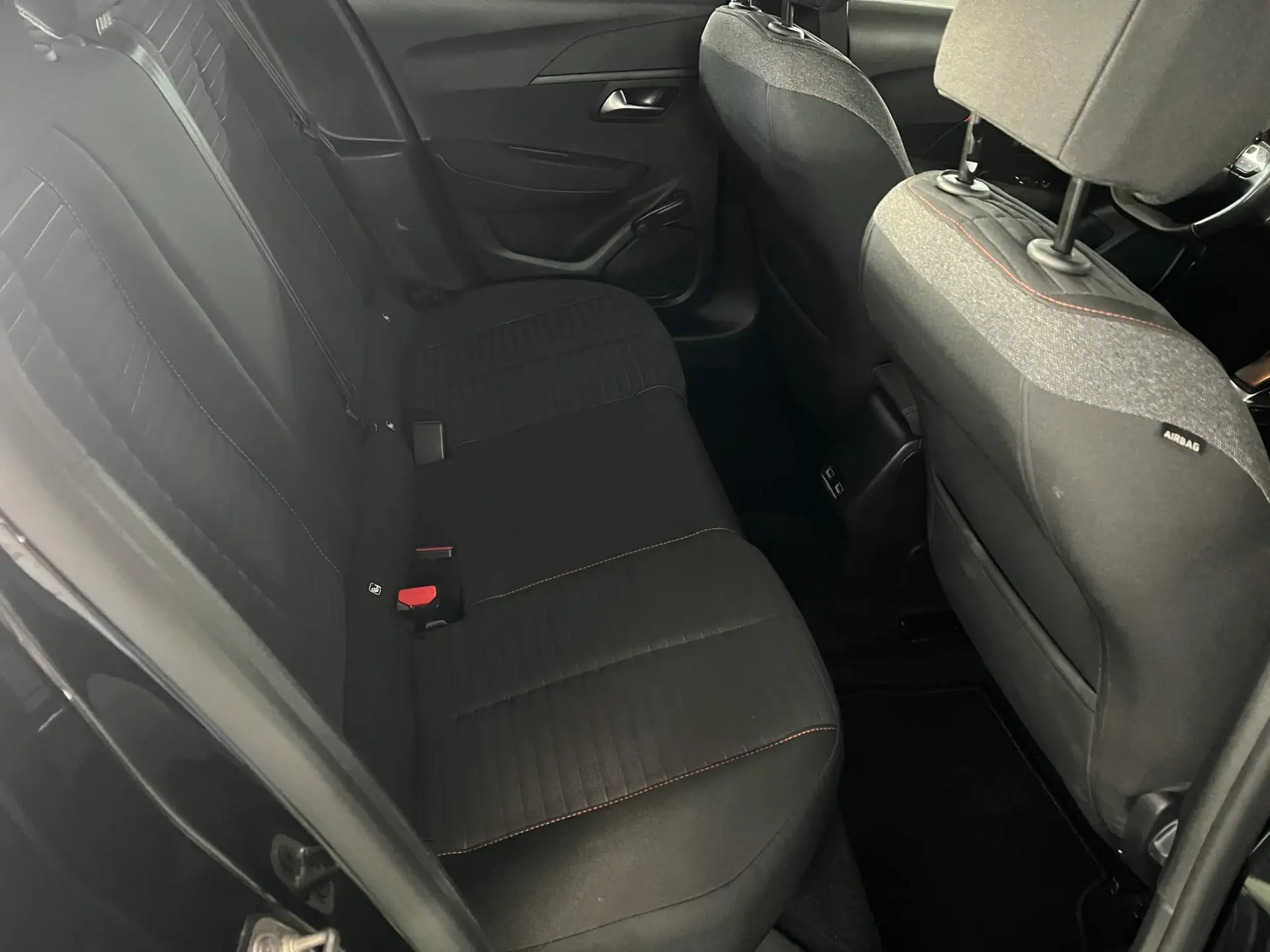 Peugeot e-208 50 kWh Active Pack 19