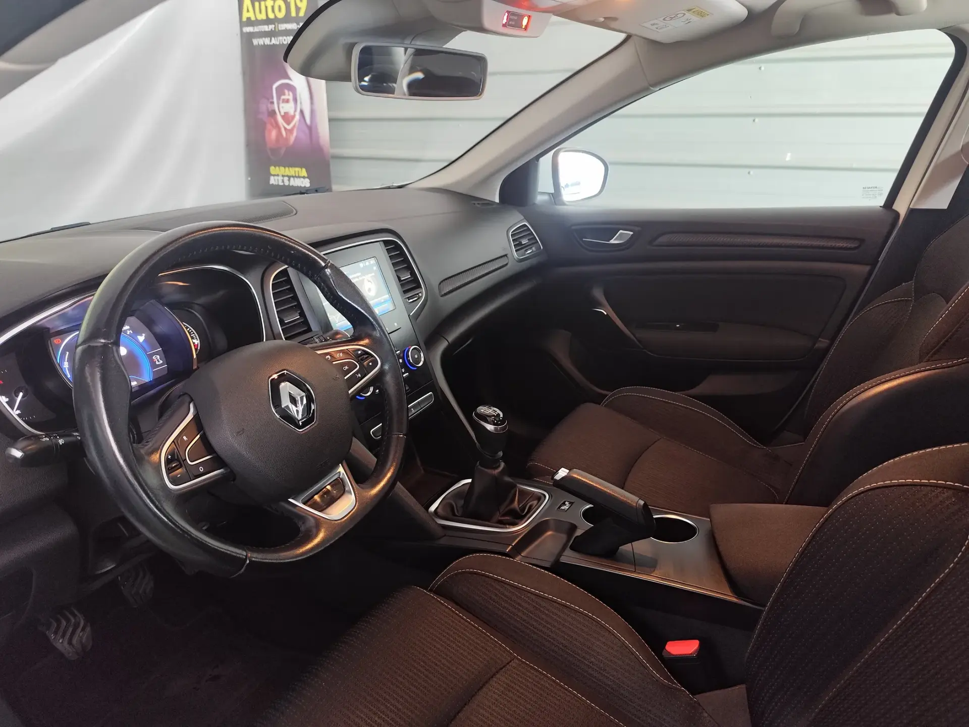 Renault Mégane ENERGY dCi 90 EXPERIENCE 19