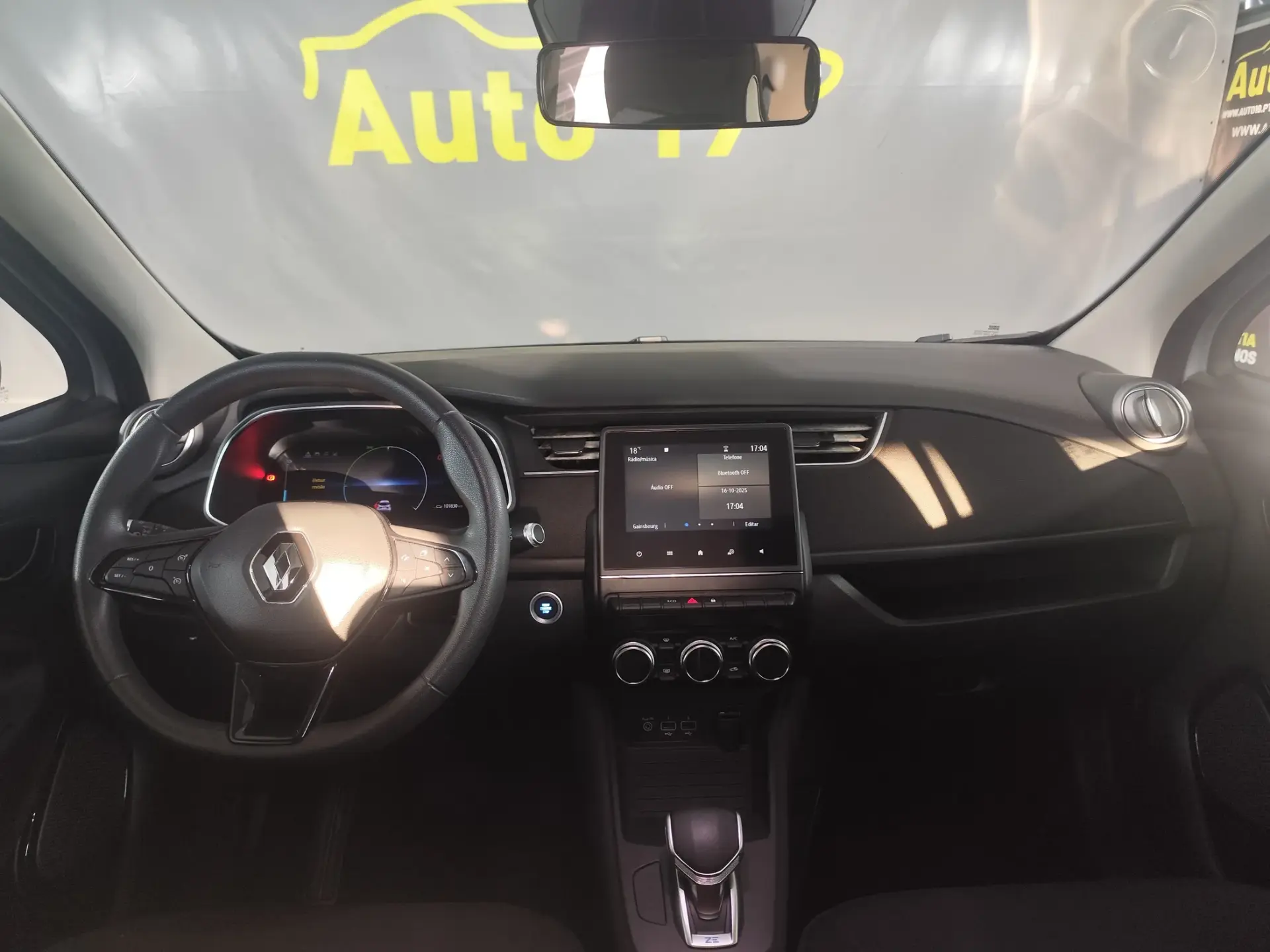 Renault Zoe (c/ Bateria) Limited 50 7