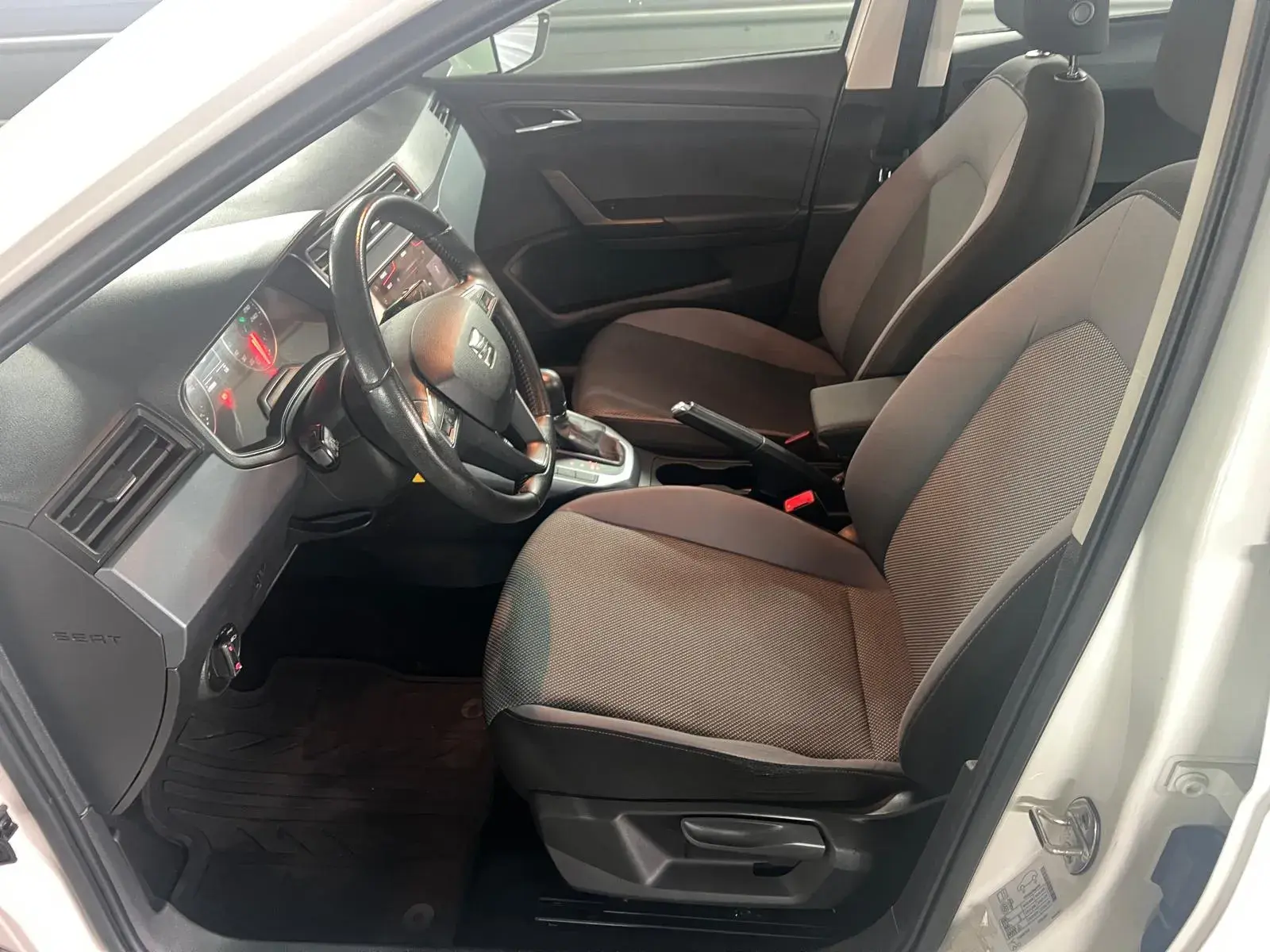 SEAT Arona 1.0 TSI OPF DSG Style Edition 24