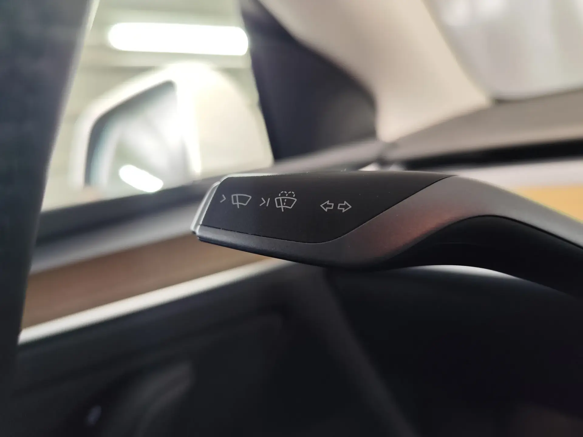 Tesla Model Y RWD 11