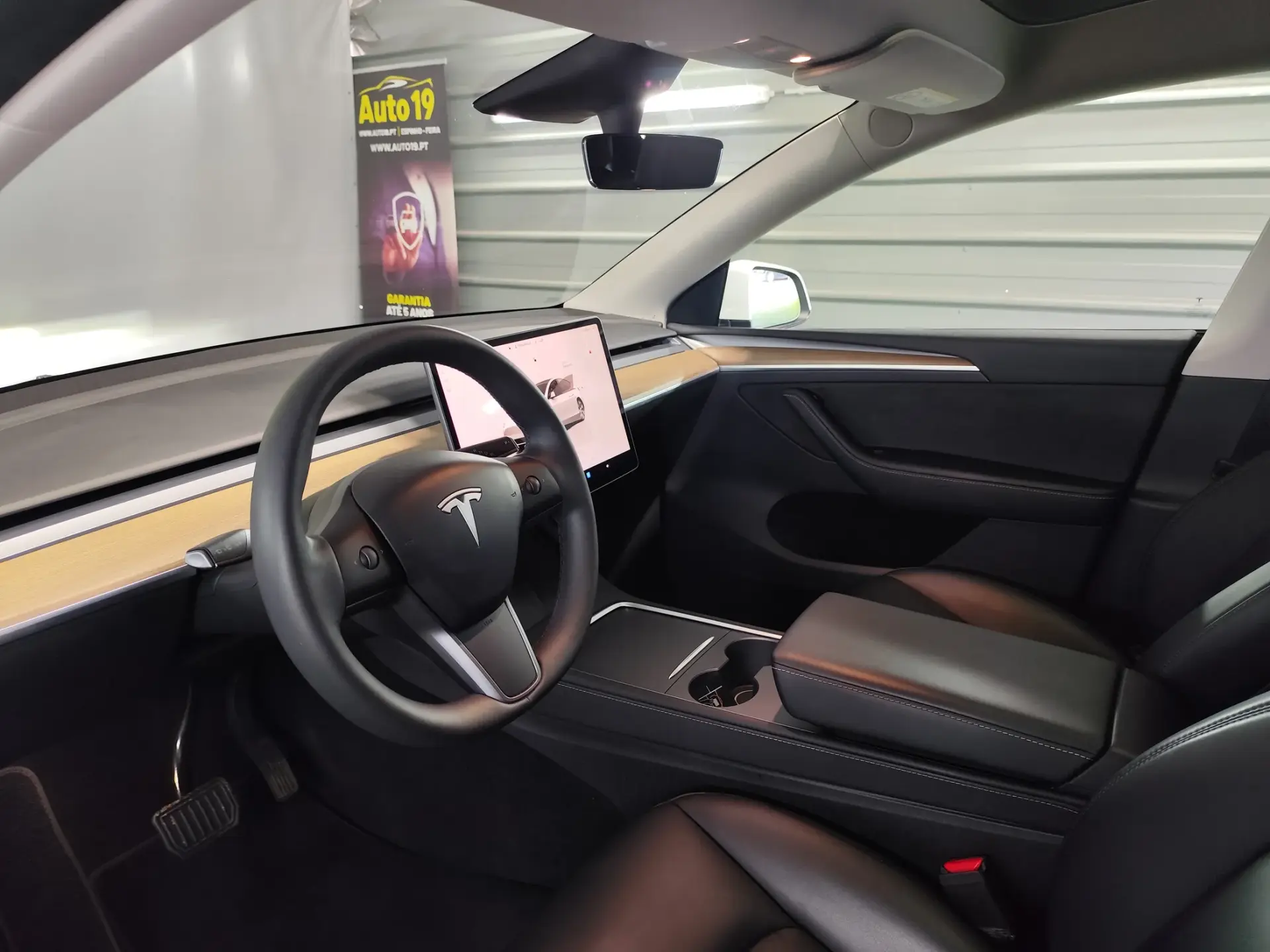 Tesla Model Y RWD 18