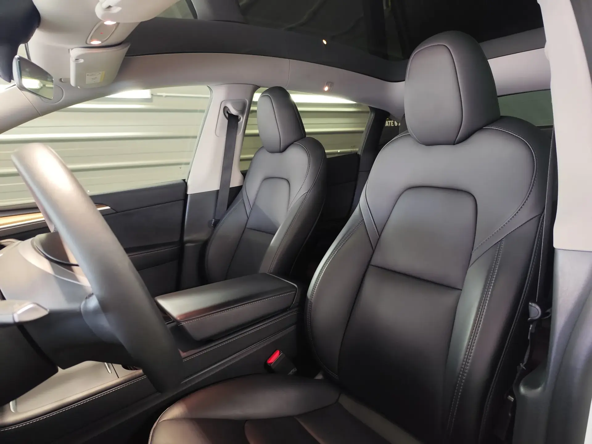 Tesla Model Y RWD 21