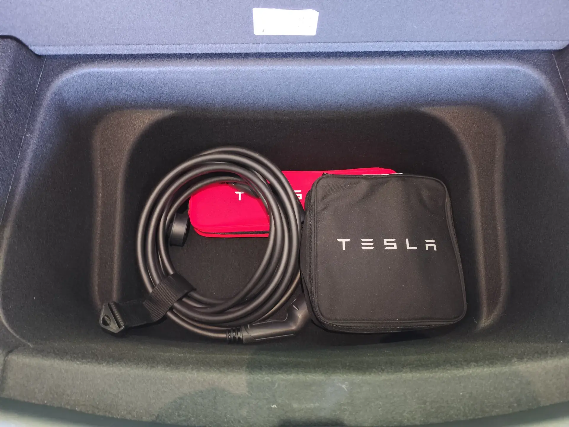 Tesla Model Y RWD 28