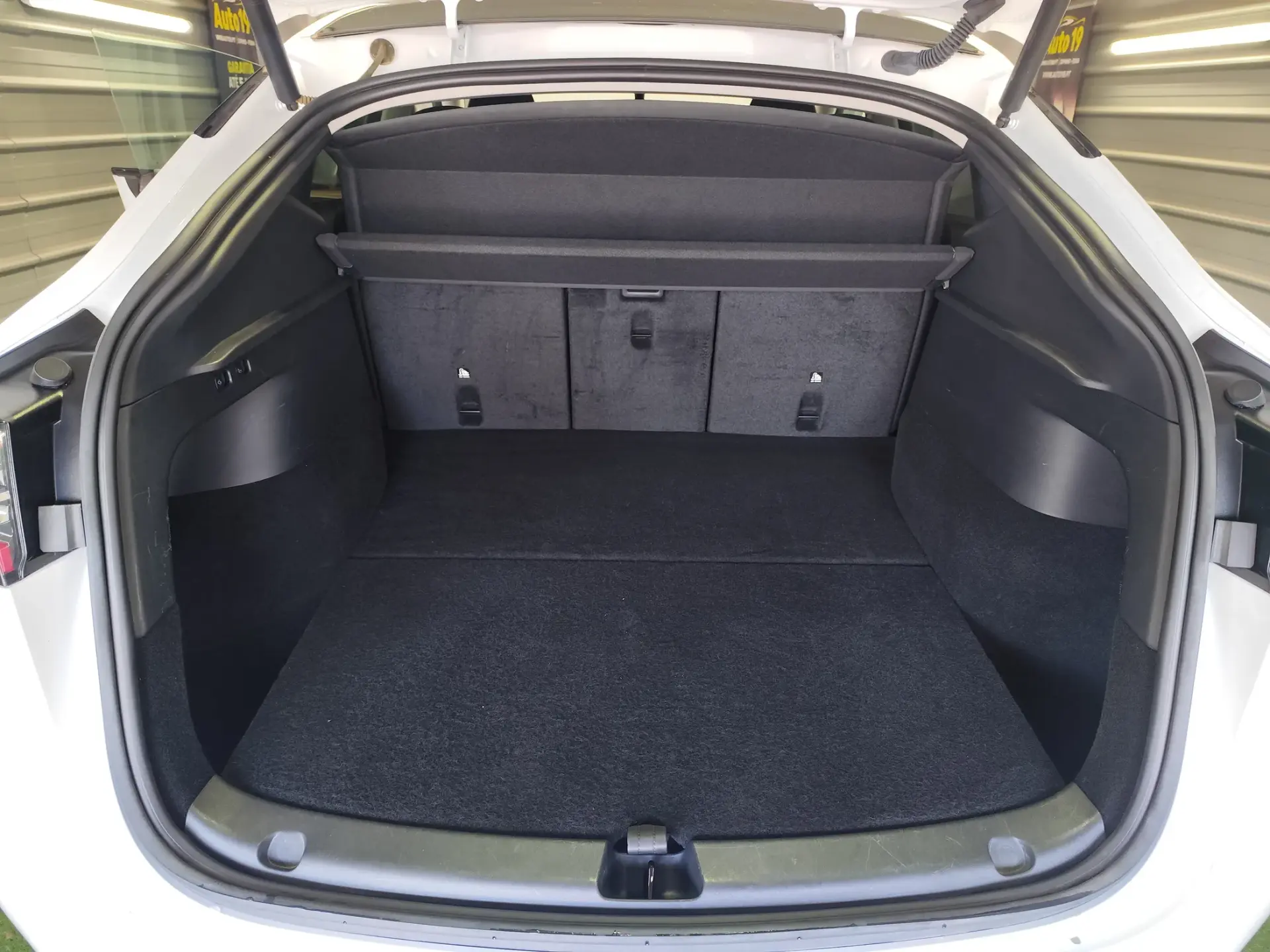 Tesla Model Y RWD 29