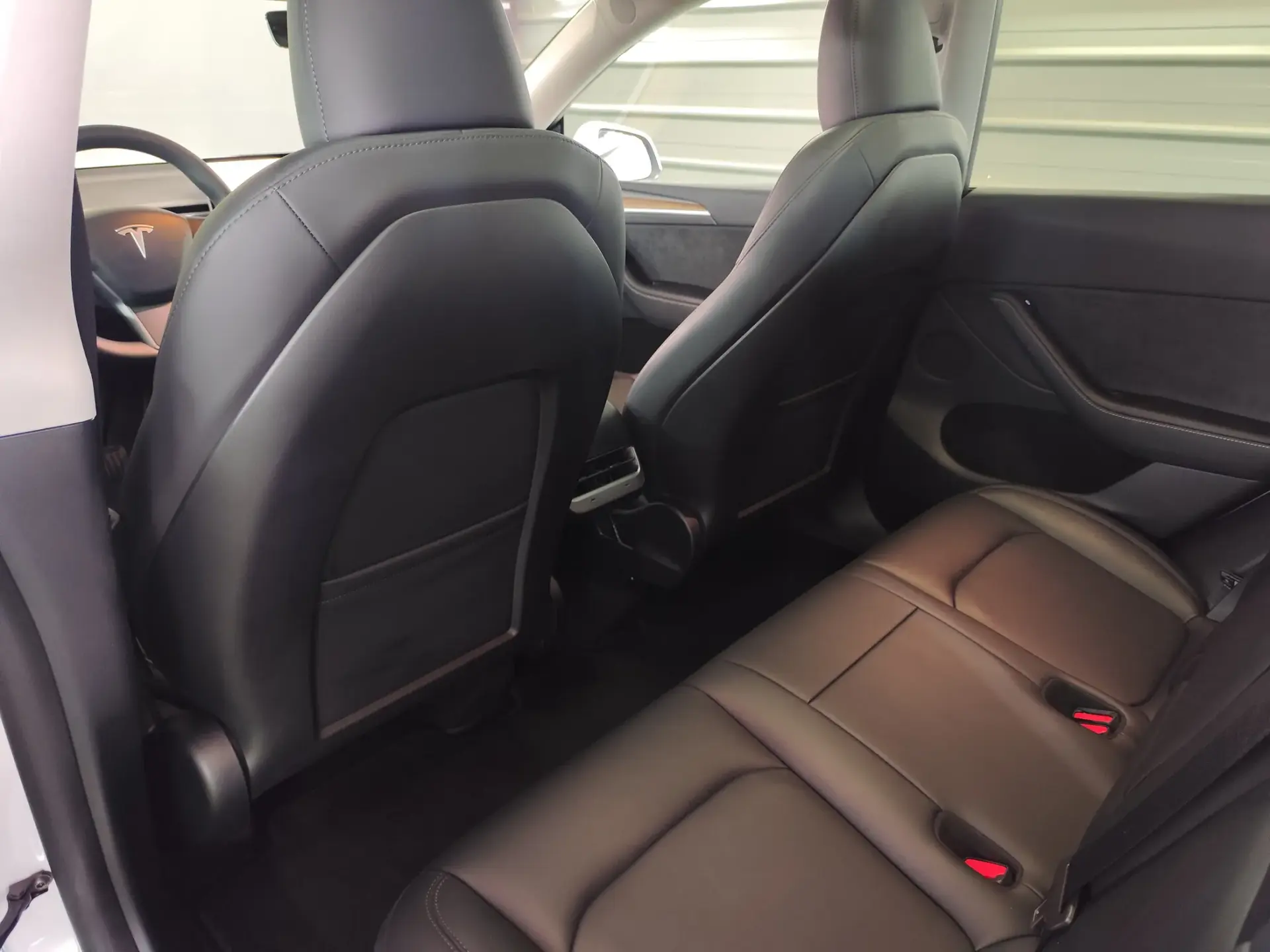 Tesla Model Y RWD 31