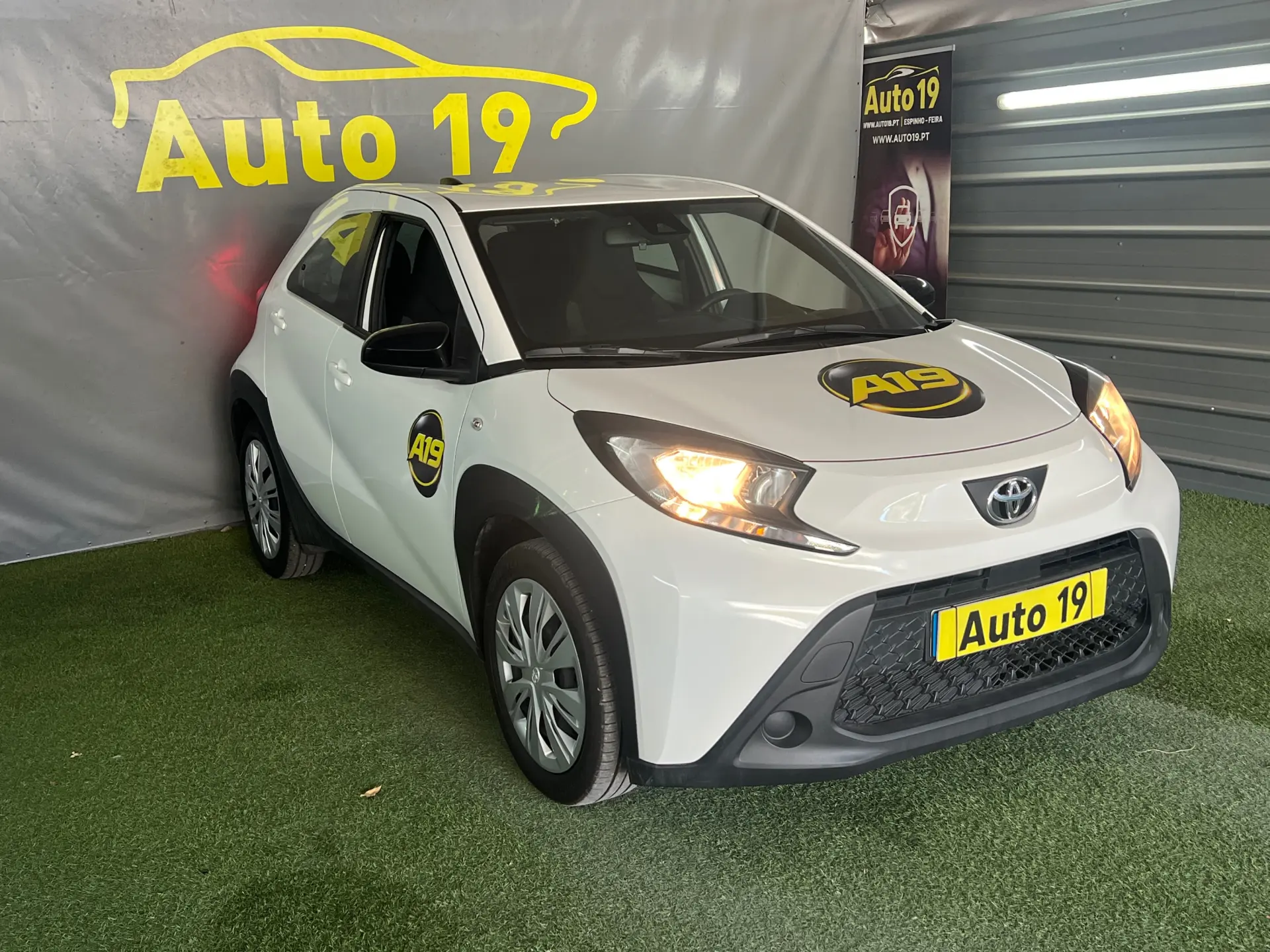 Toyota Aygo X 1.0 Play 1