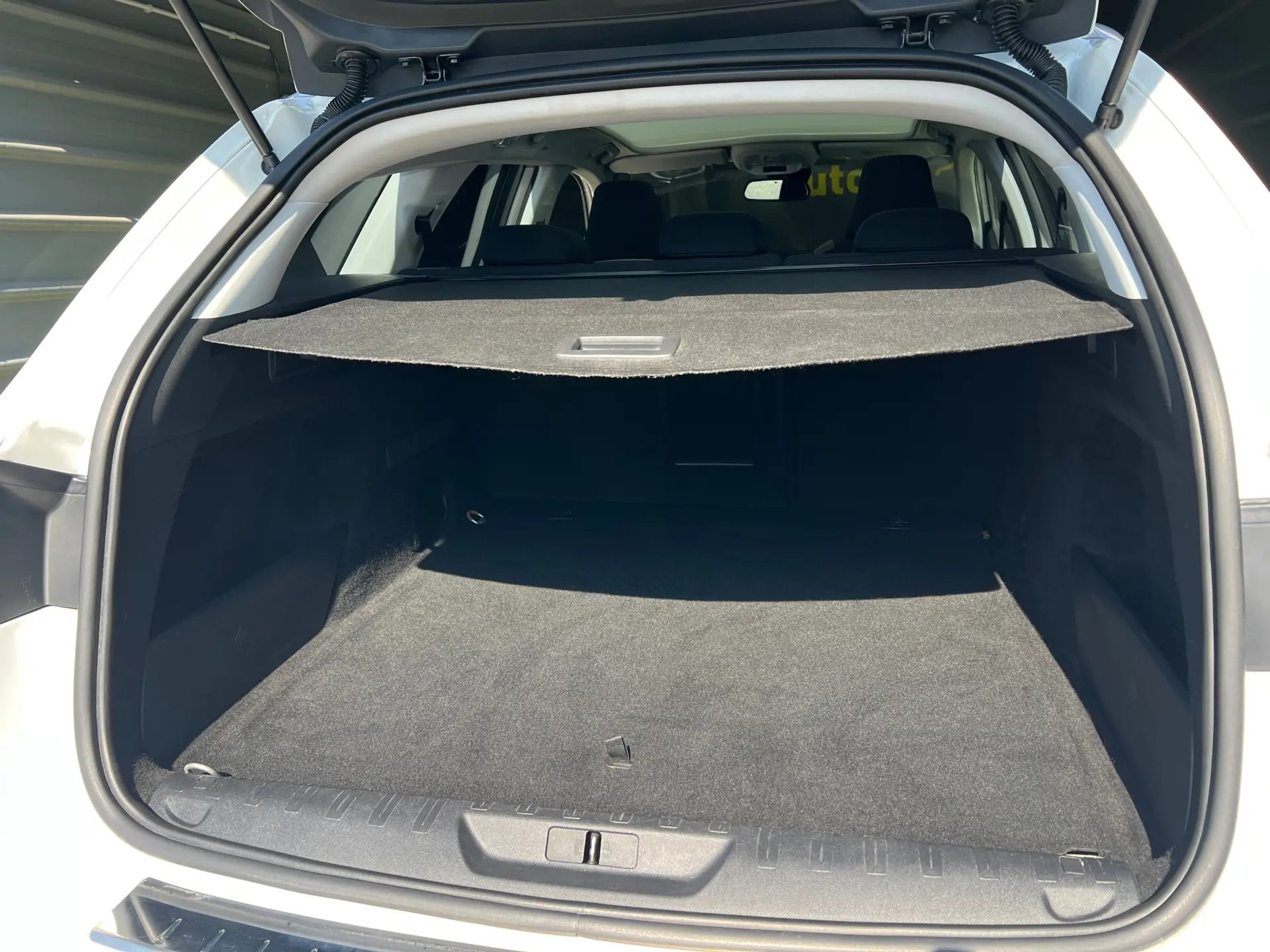 Peugeot 308 SW 1.6 BlueHDi Allure J17 27