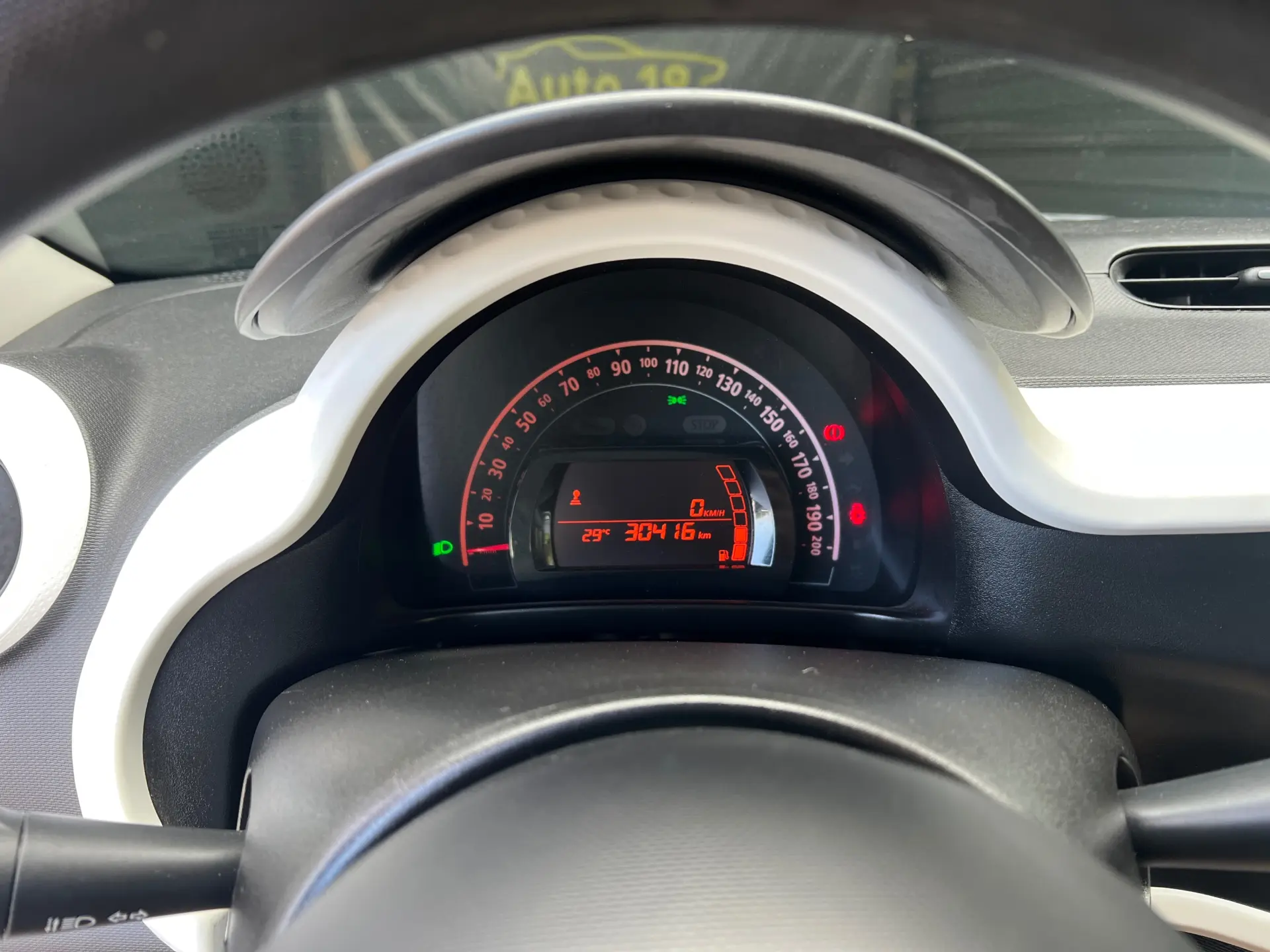 Renault Twingo SCe 70 Liberty 11