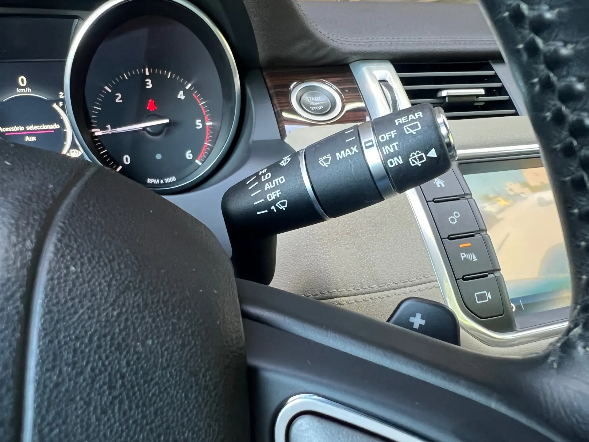 Land Rover Range Rover Evoque 2.0 TD4 HSE Auto 16