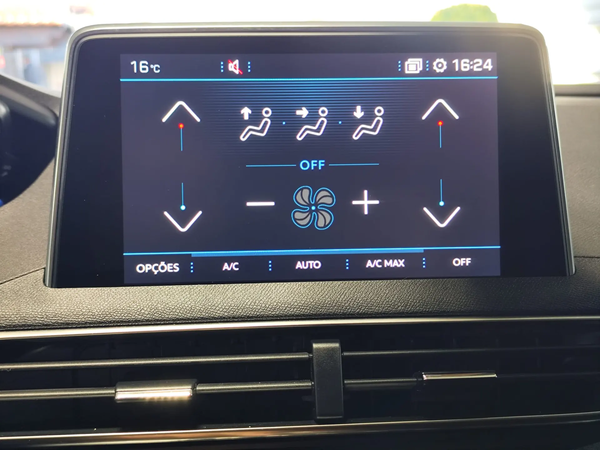 Peugeot 3008 PureTech 130 Stop & Start GPF EAT8 Allure 22