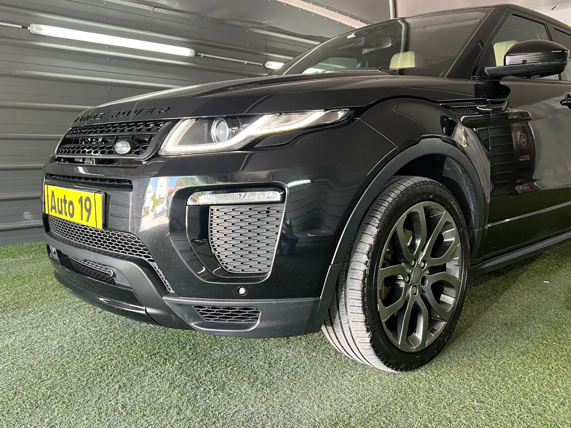 Land Rover Range Rover Evoque 2.0 TD4 HSE Auto 4