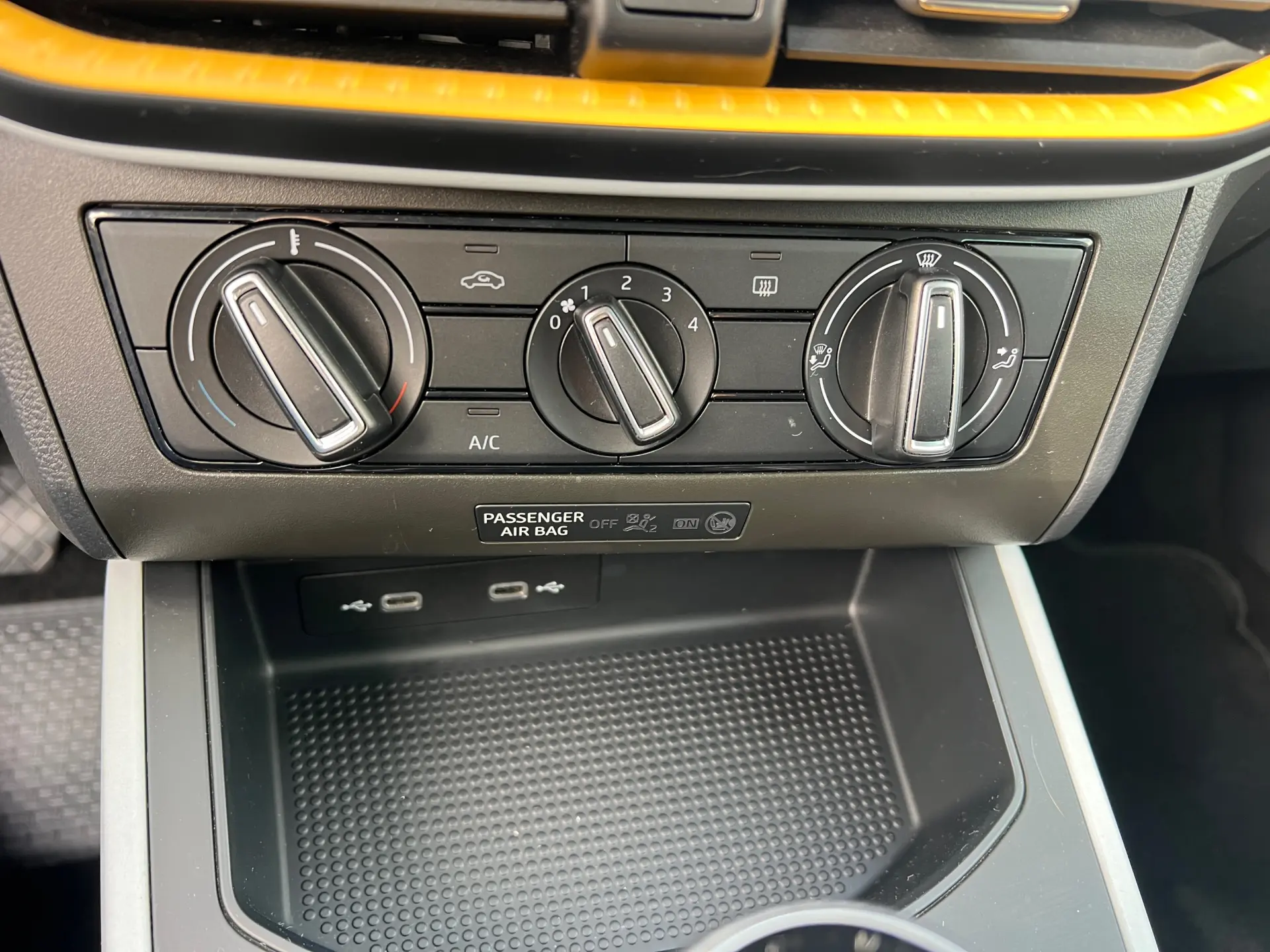 SEAT Arona 1.0 TSI Style 26