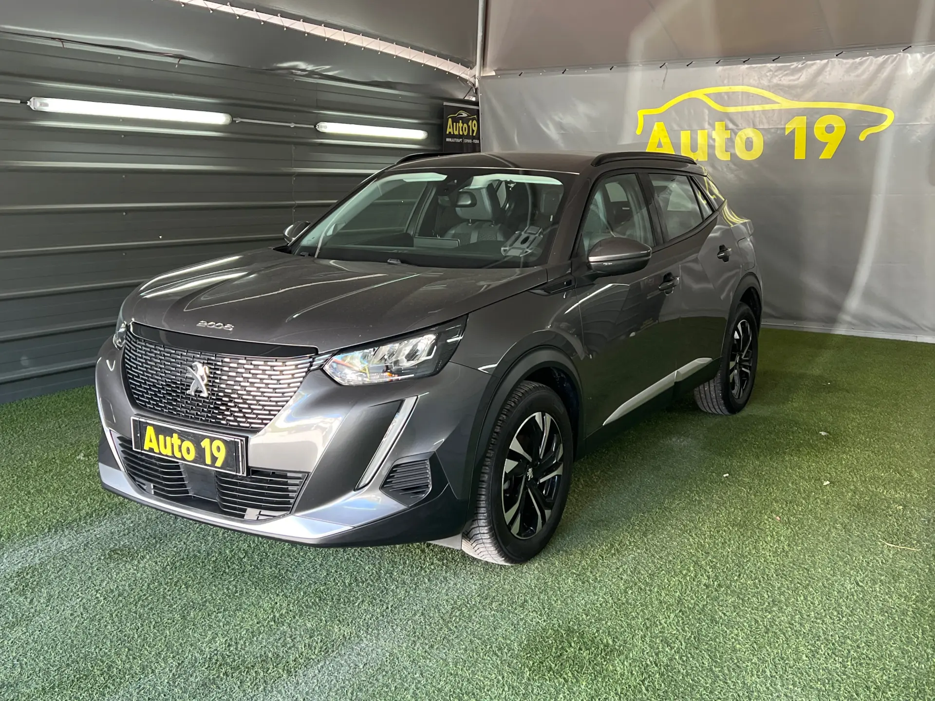 Peugeot 2008 PureTech 100 Stop&Start Allure Pack 2
