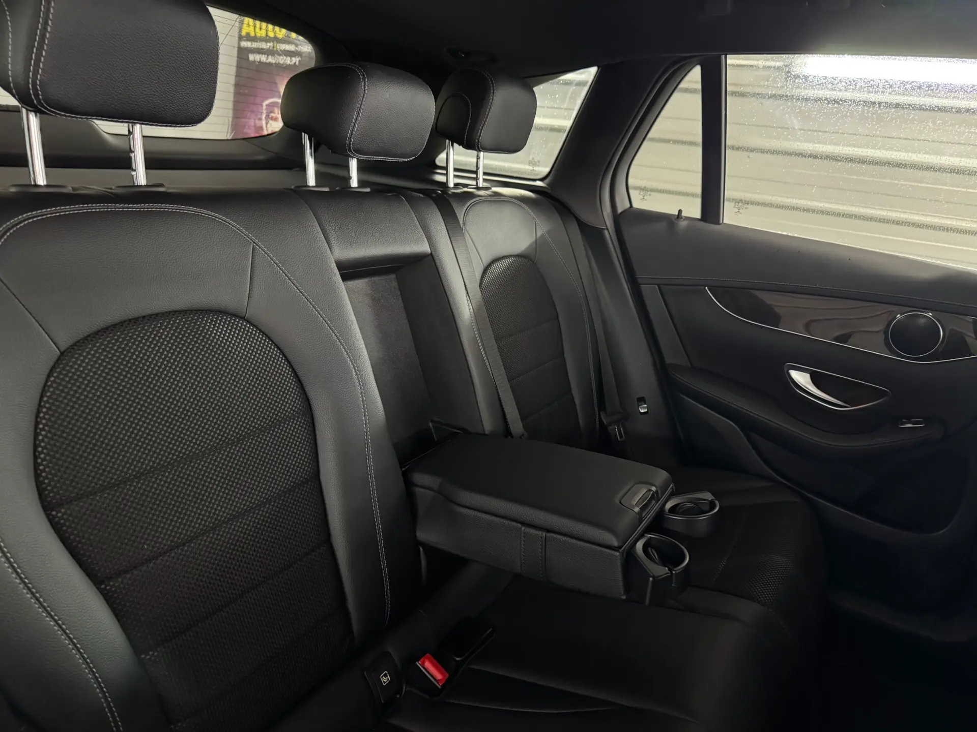 Mercedes-Benz GLC 220 d 4Matic 25