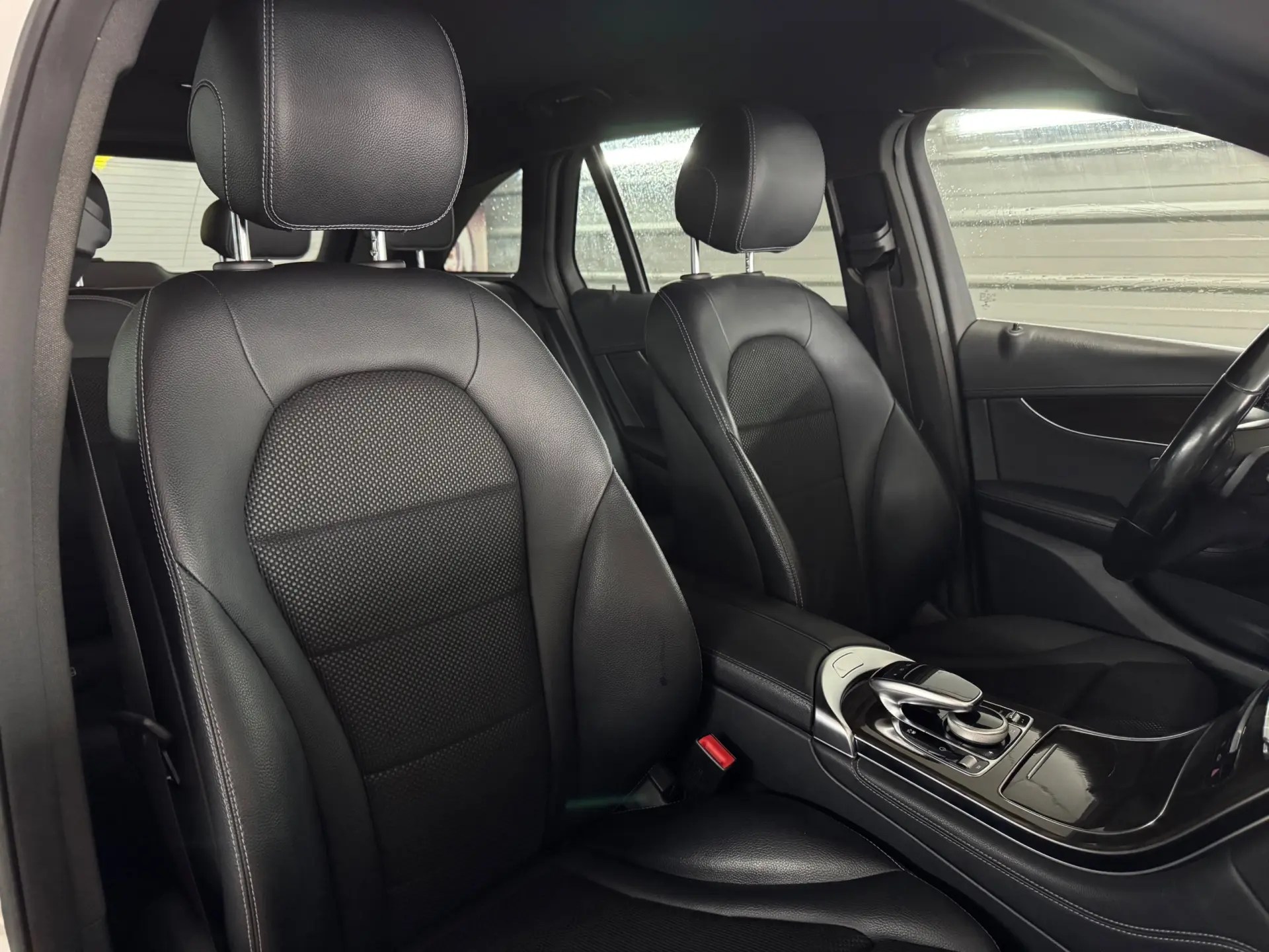 Mercedes-Benz GLC 220 d 4Matic 24