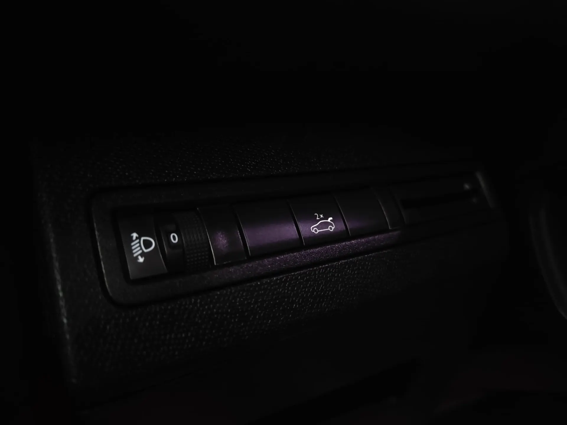 Peugeot 3008 PureTech 130 Stop & Start GPF EAT8 Allure 15