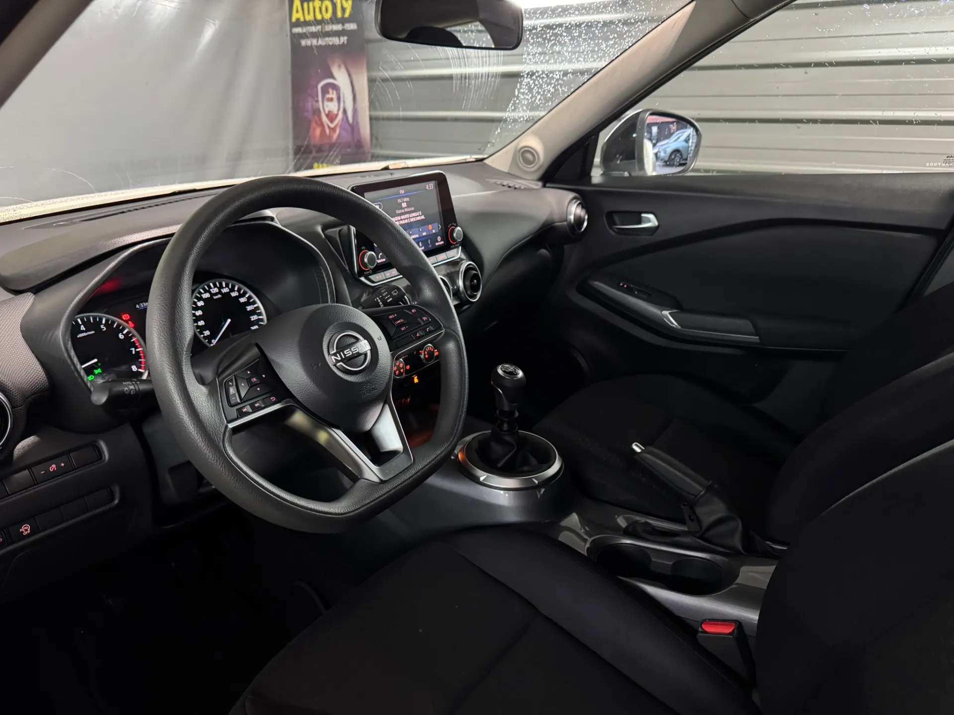 Nissan Juke 1.0 DIG-T N-Connecta NAV. 19